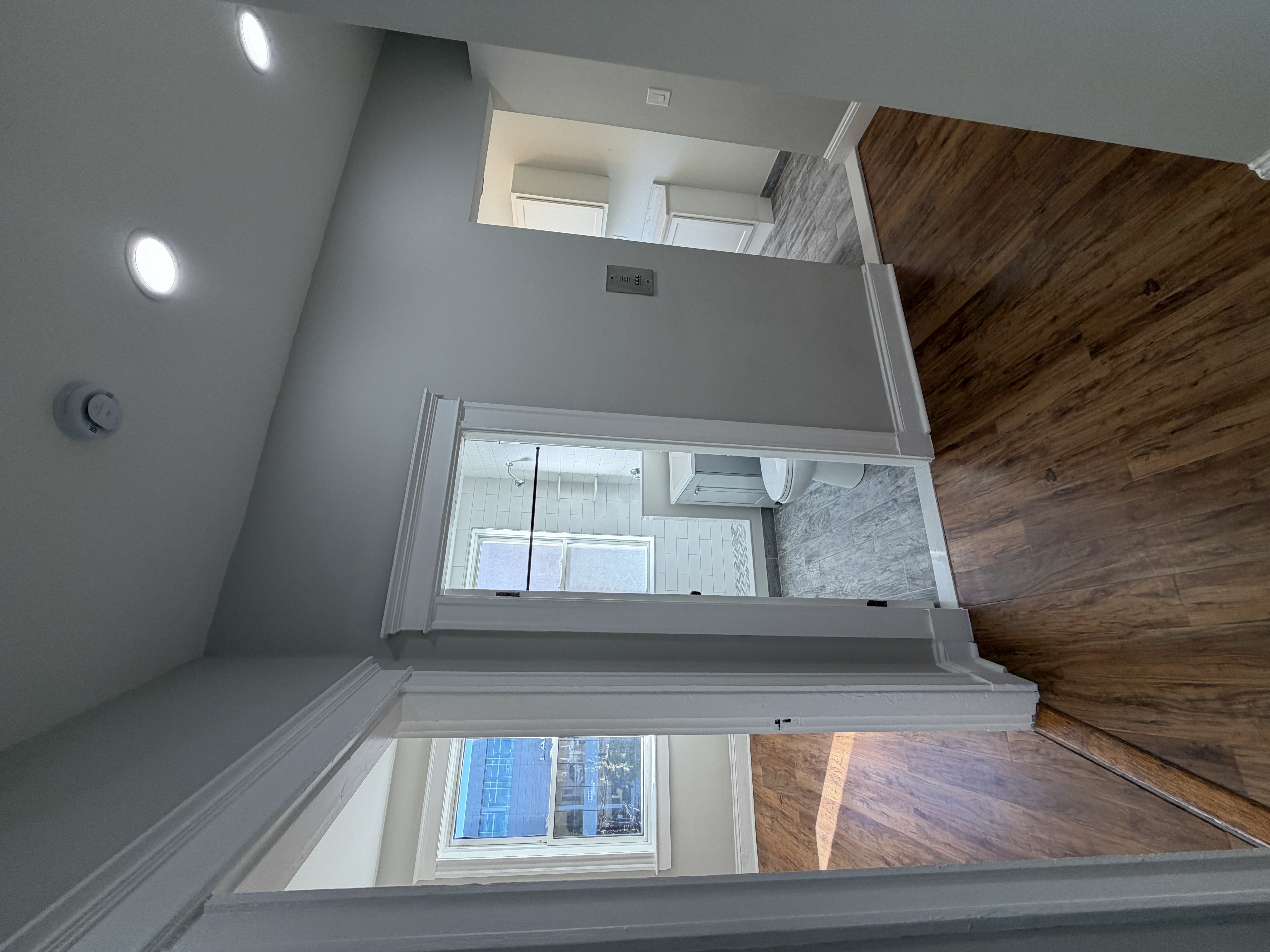 Pictures of  property for rent on Commonwealth Ave., Boston, MA 02134