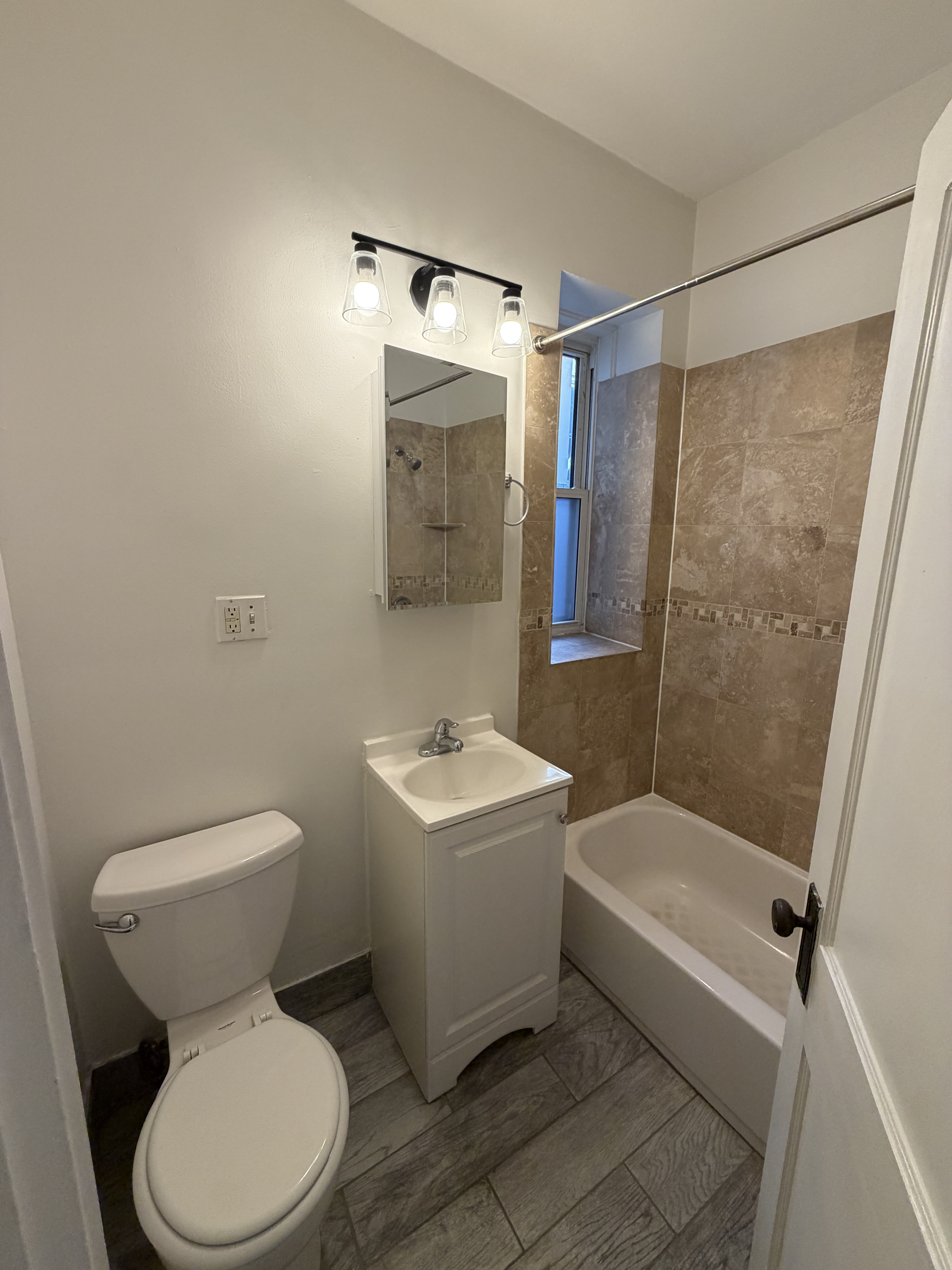Photos of apartment on Commonwealth Ave.,Boston MA 02134