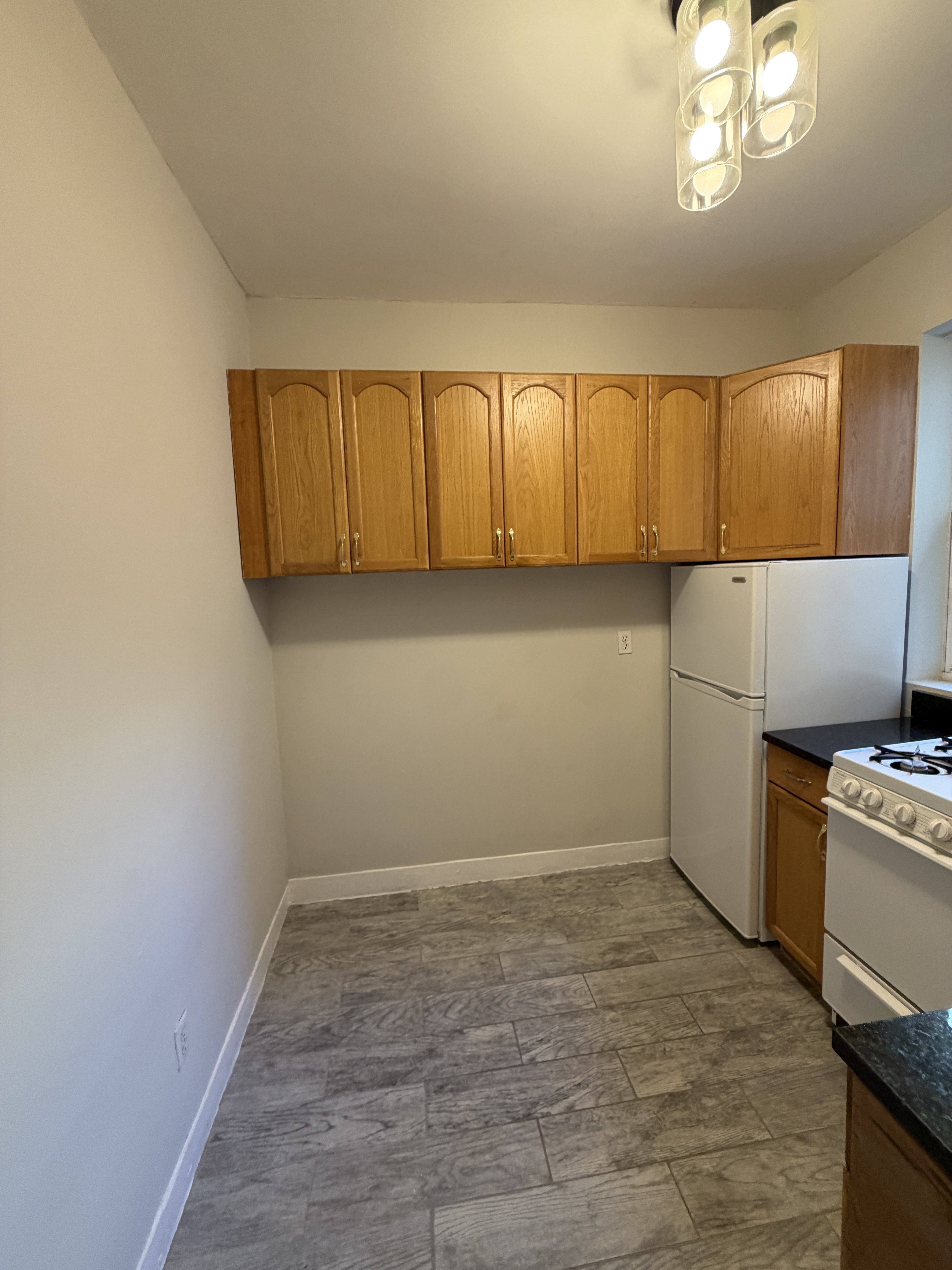 Photos of apartment on Commonwealth Ave.,Boston MA 02134