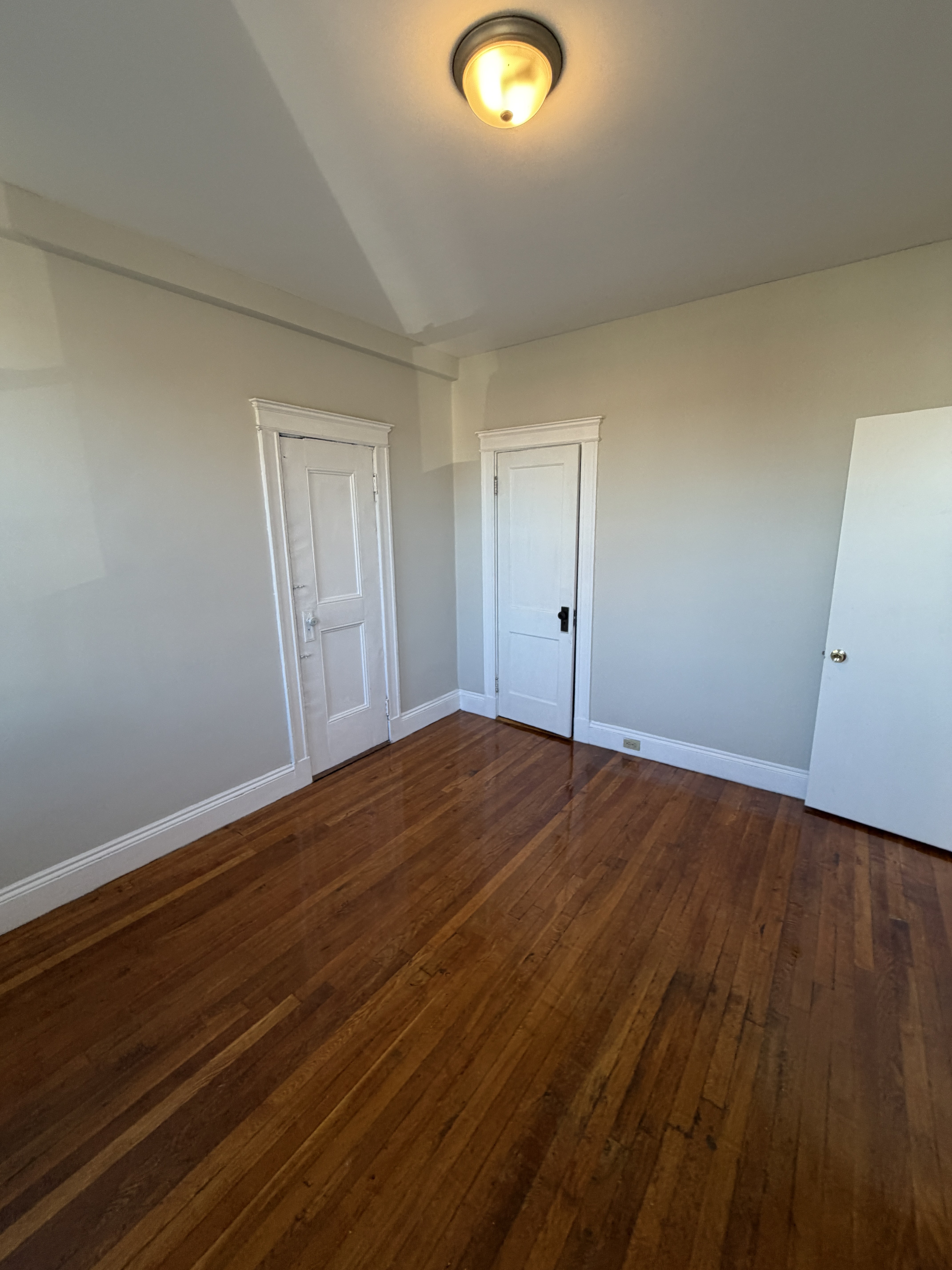 Photos of apartment on Commonwealth Ave.,Boston MA 02134
