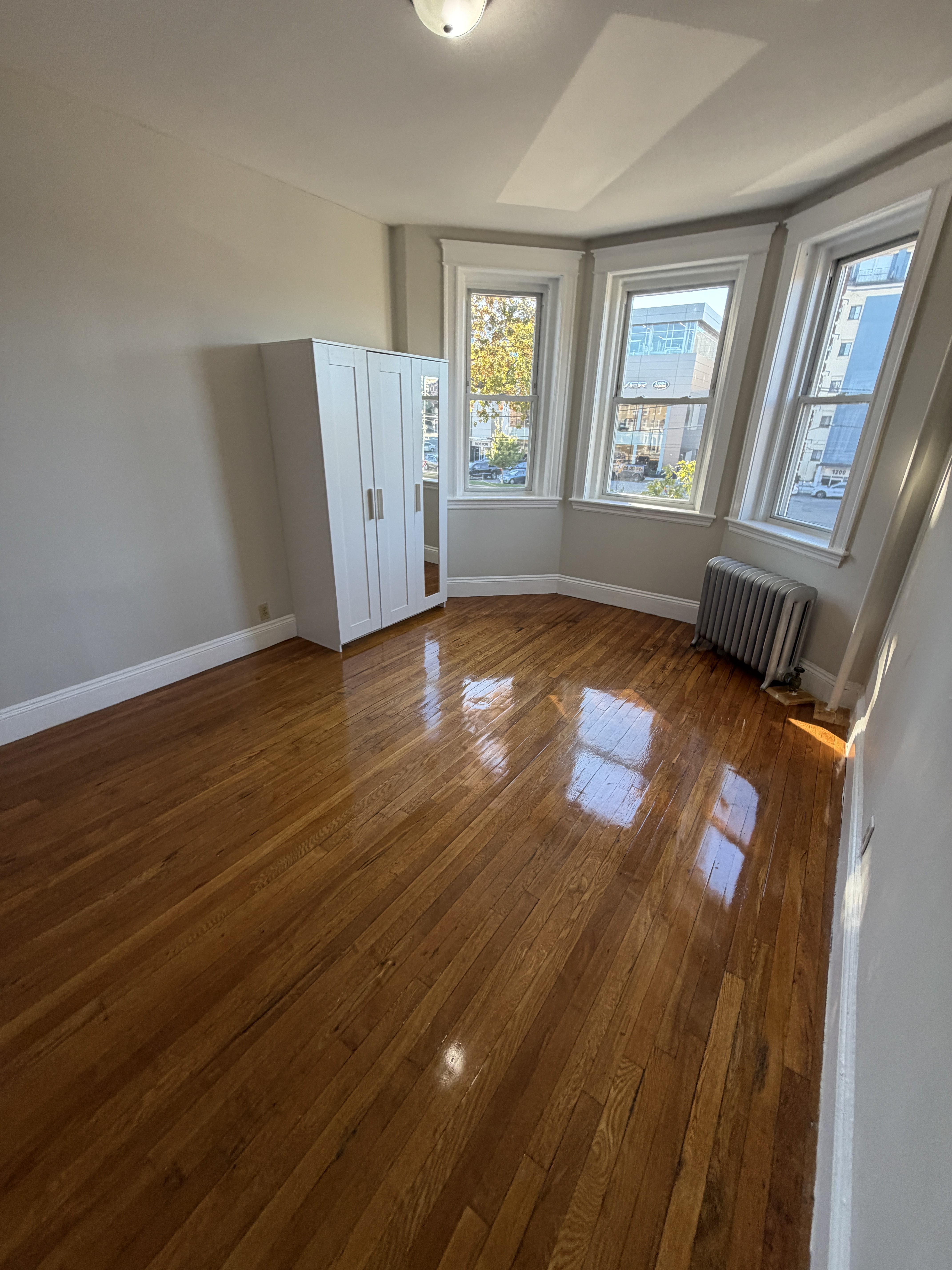 Photos of apartment on Commonwealth Ave.,Boston MA 02134