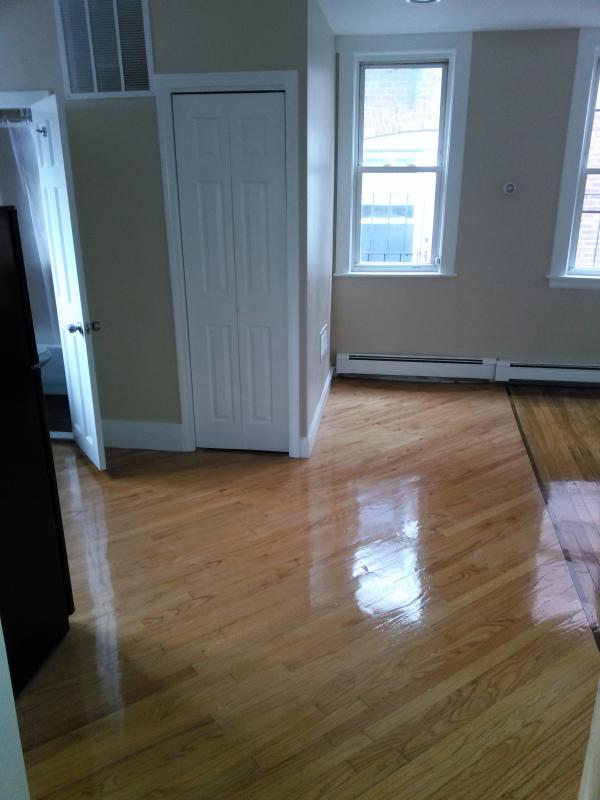 149 Endicott St, North End