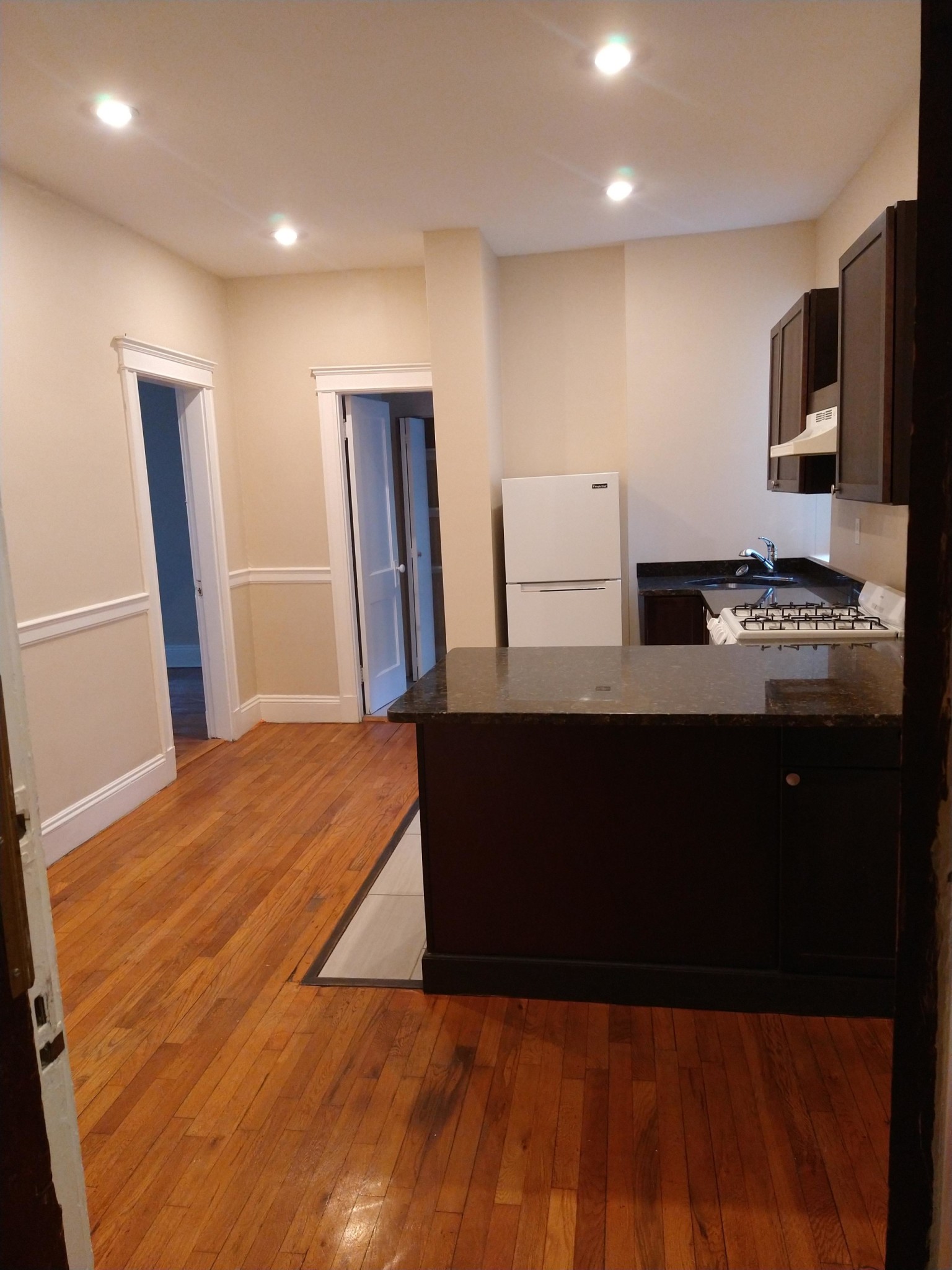 2 Beds, 1 Bath apartment in Boston for $2,900