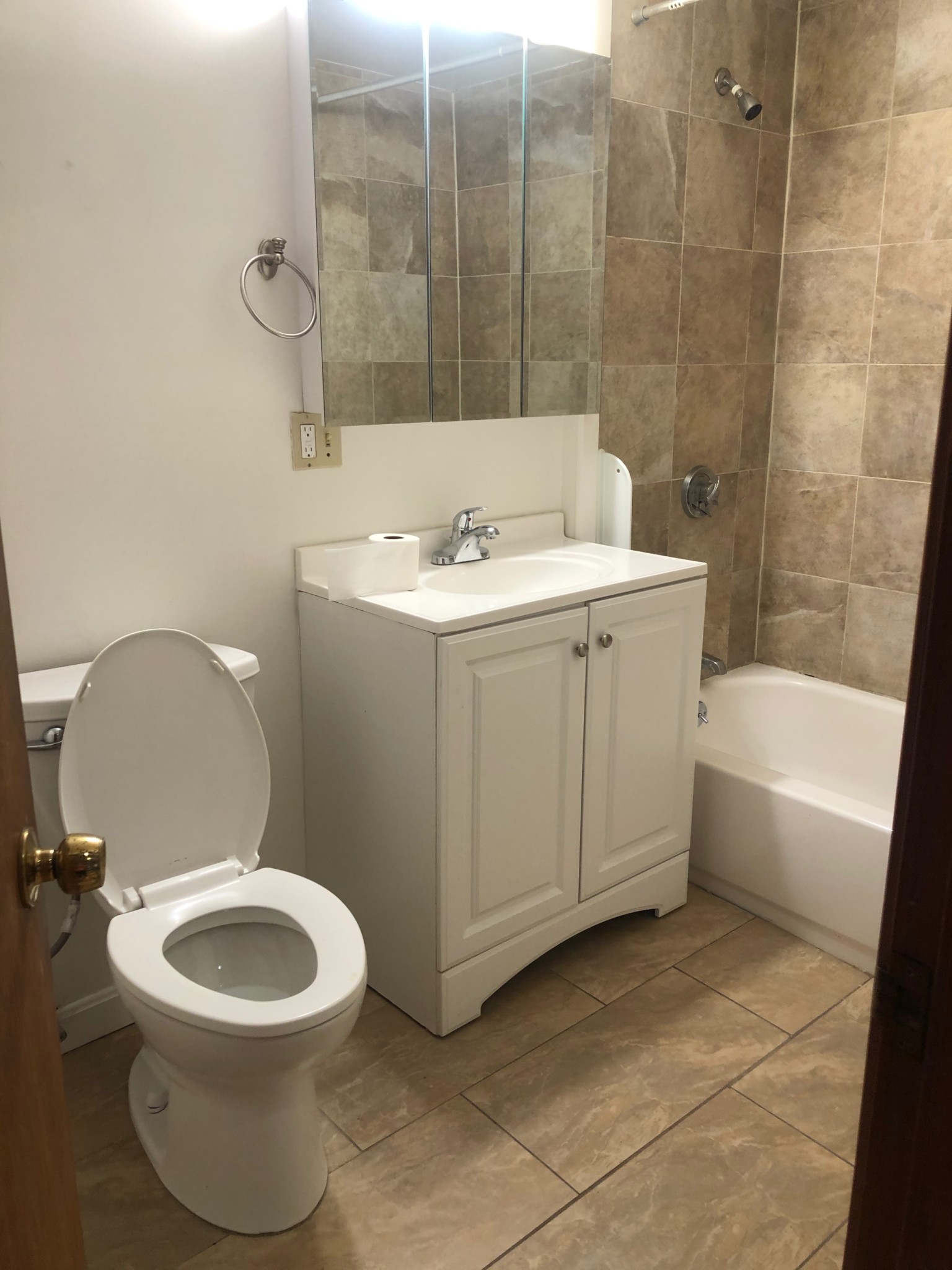 153 Salem St, North End