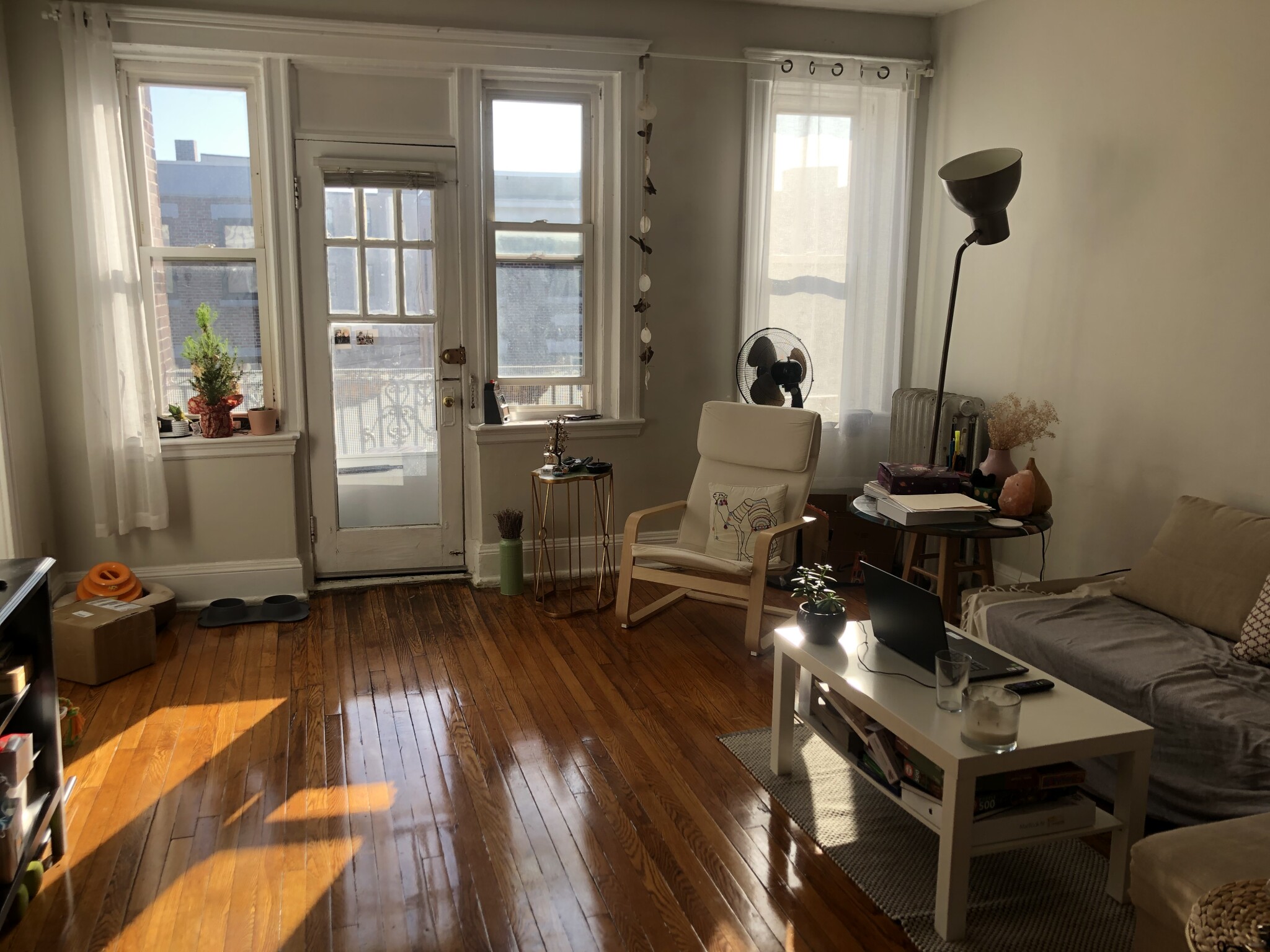 2 bed, 1 bath apartment for rent at 325 Summit Ave Unit 9, Brighton