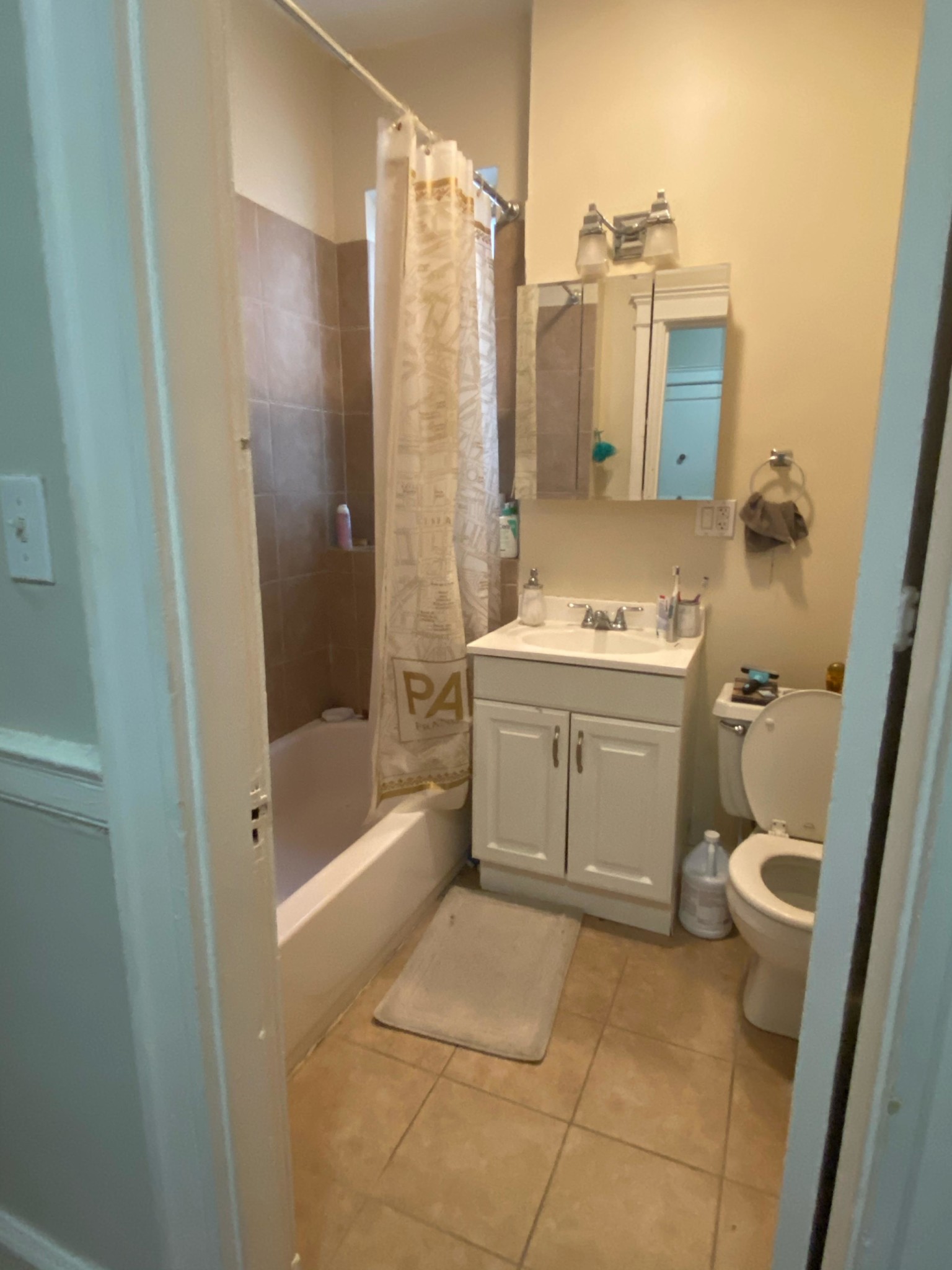 1197 Commonwealth Ave, Allston