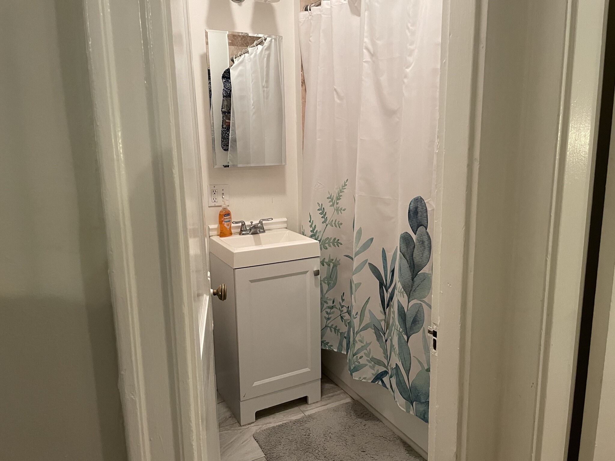 2 bed, 1 bath apartment for rent at 325 Summit Ave Unit 5, Brighton — photo 7 of 19