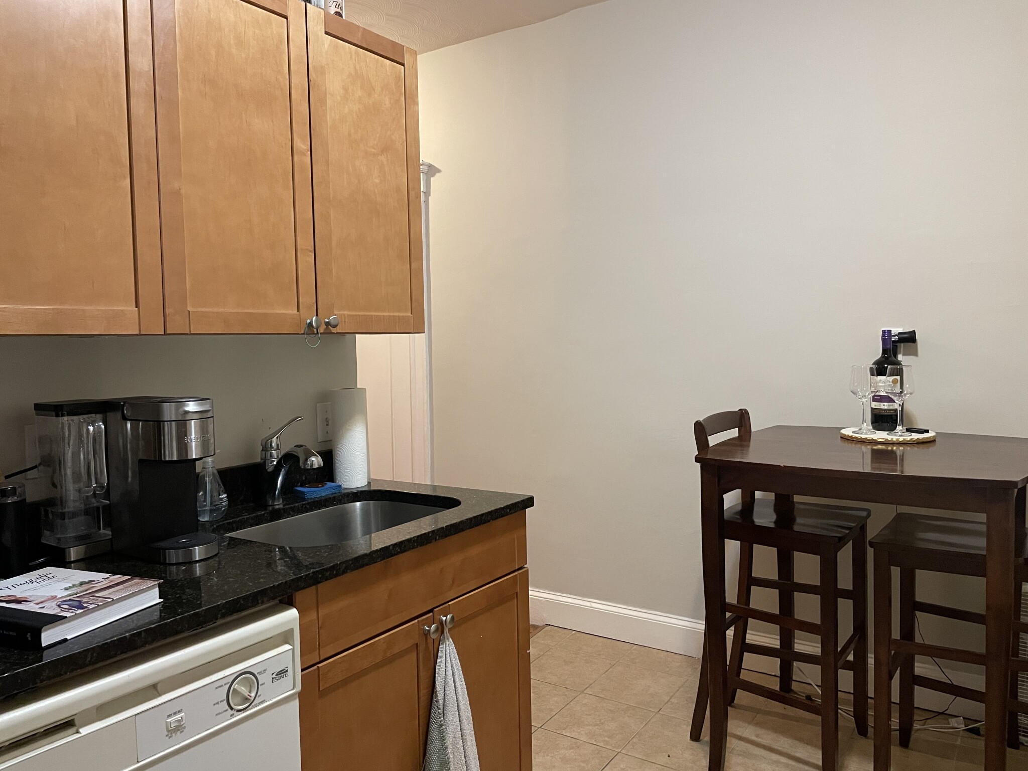 2 bed, 1 bath apartment for rent at 325 Summit Ave Unit 5, Brighton — photo 16 of 19