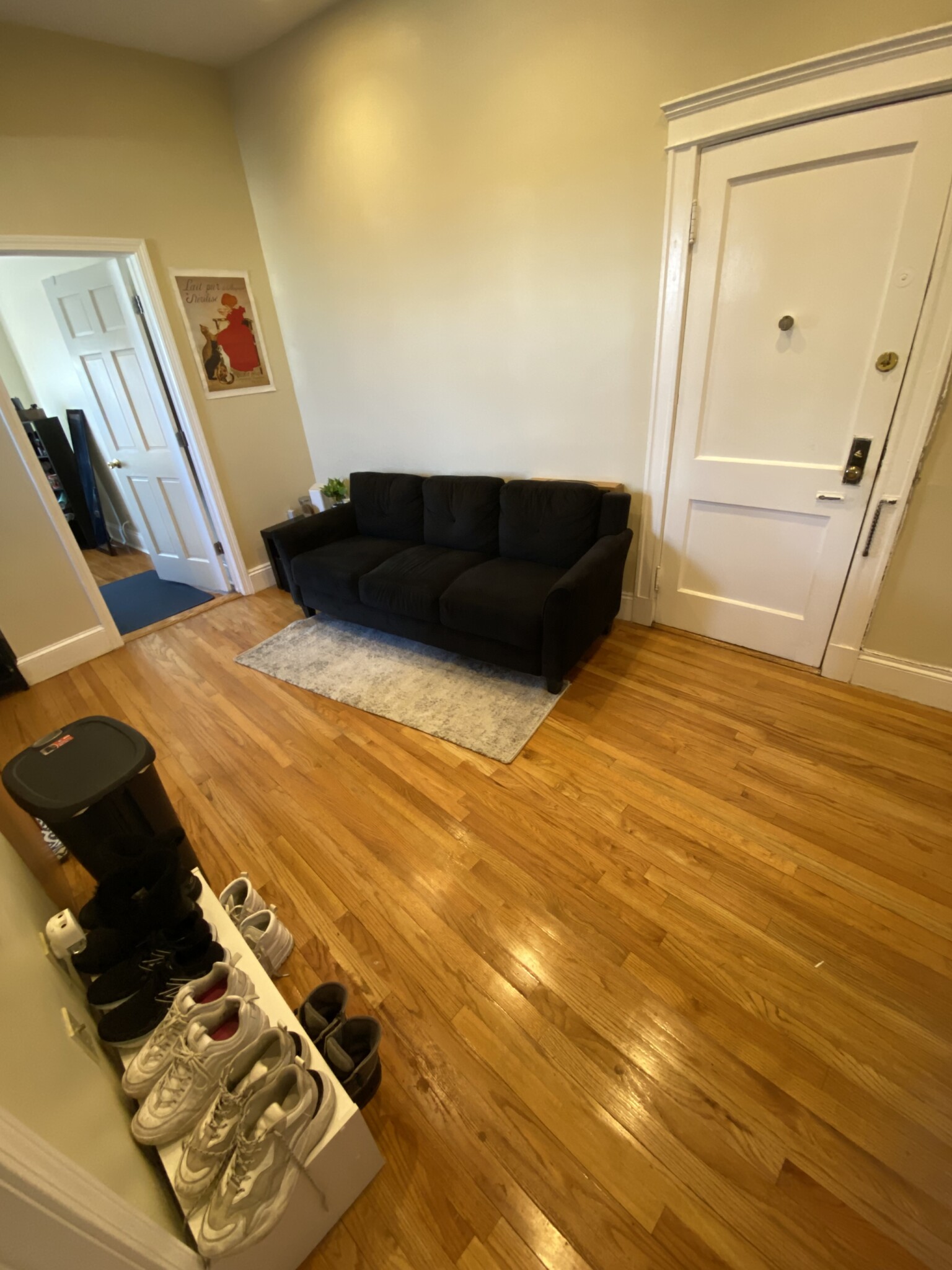 Photos of apartment on Commonwealth Ave.,Boston MA 02134