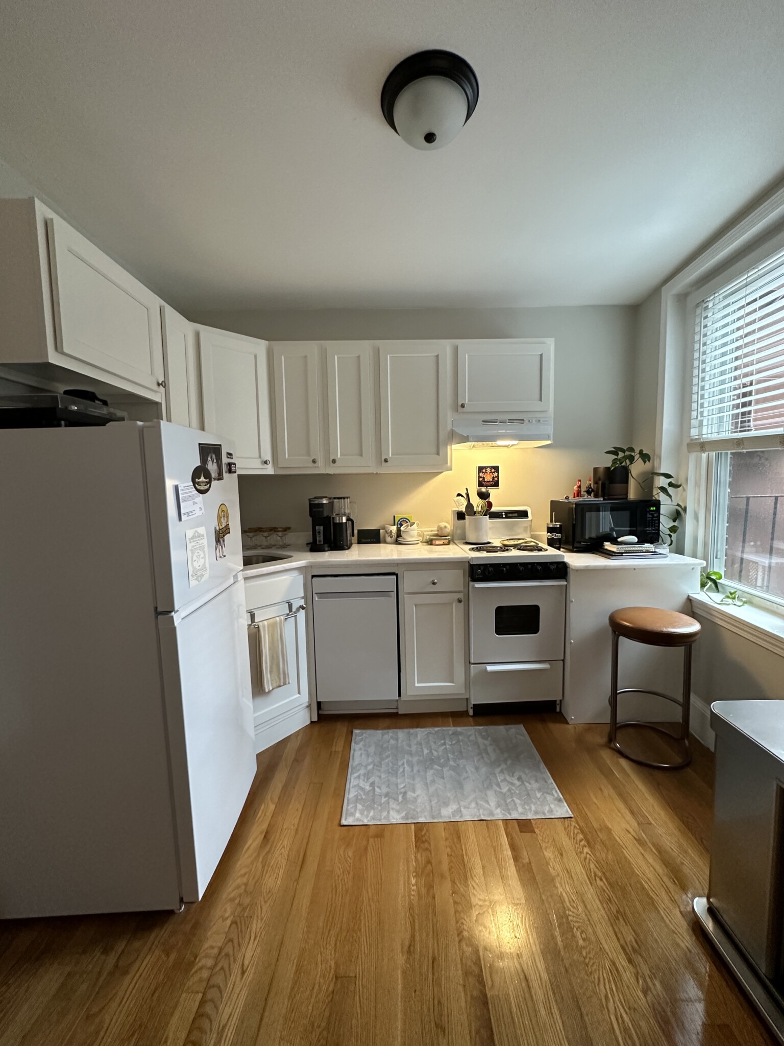 Photos of apartment on Stillman St.,Boston MA 02113
