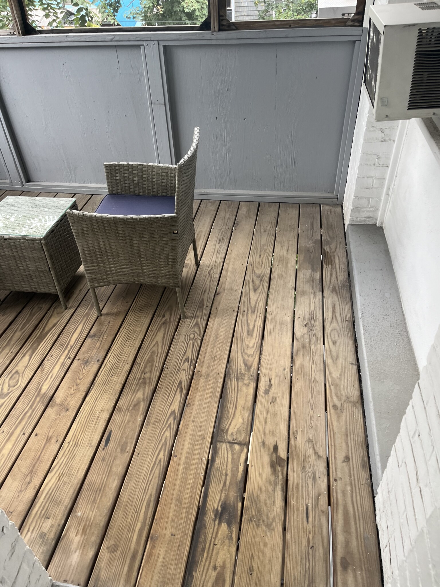Rental image
