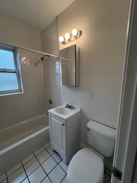 111 Norway St, Fenway