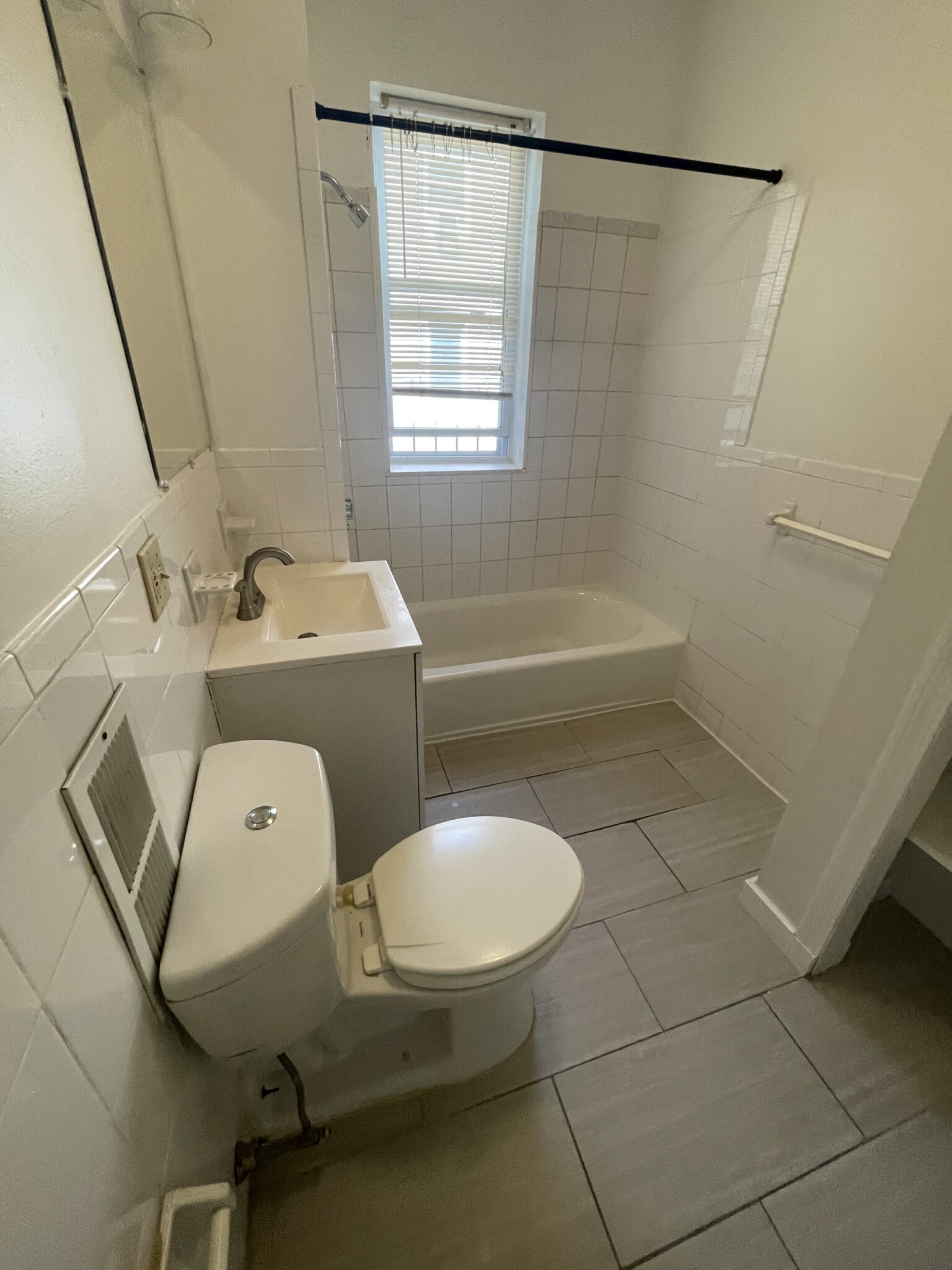 Rental image