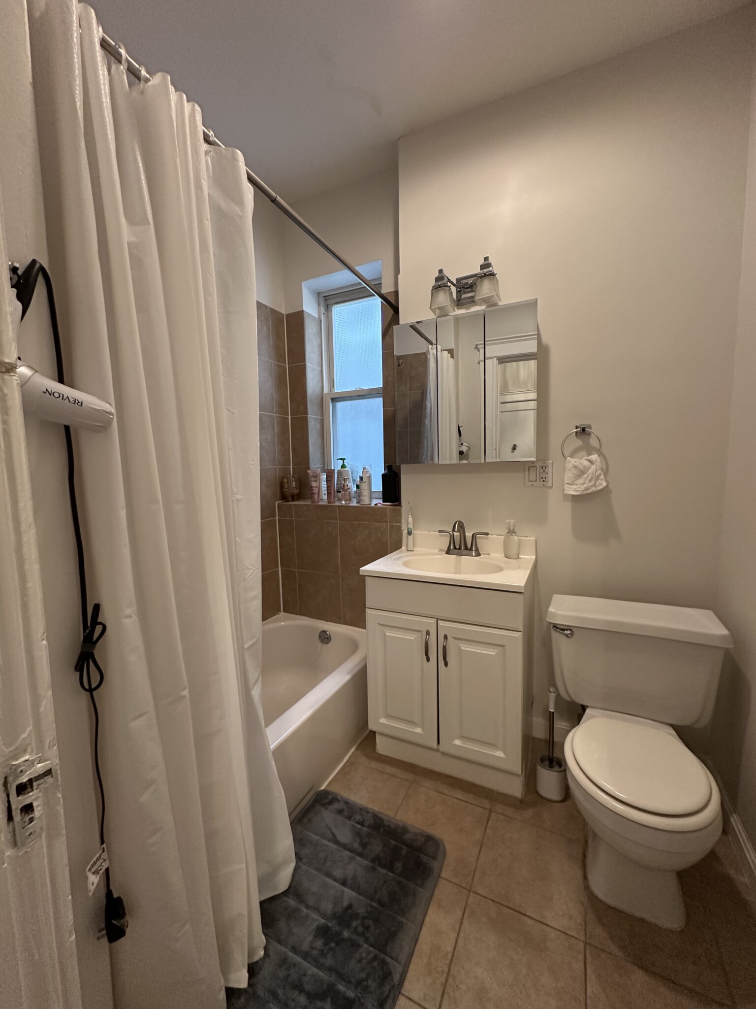 Photos of apartment on Commonwealth Ave.,Boston MA 02134