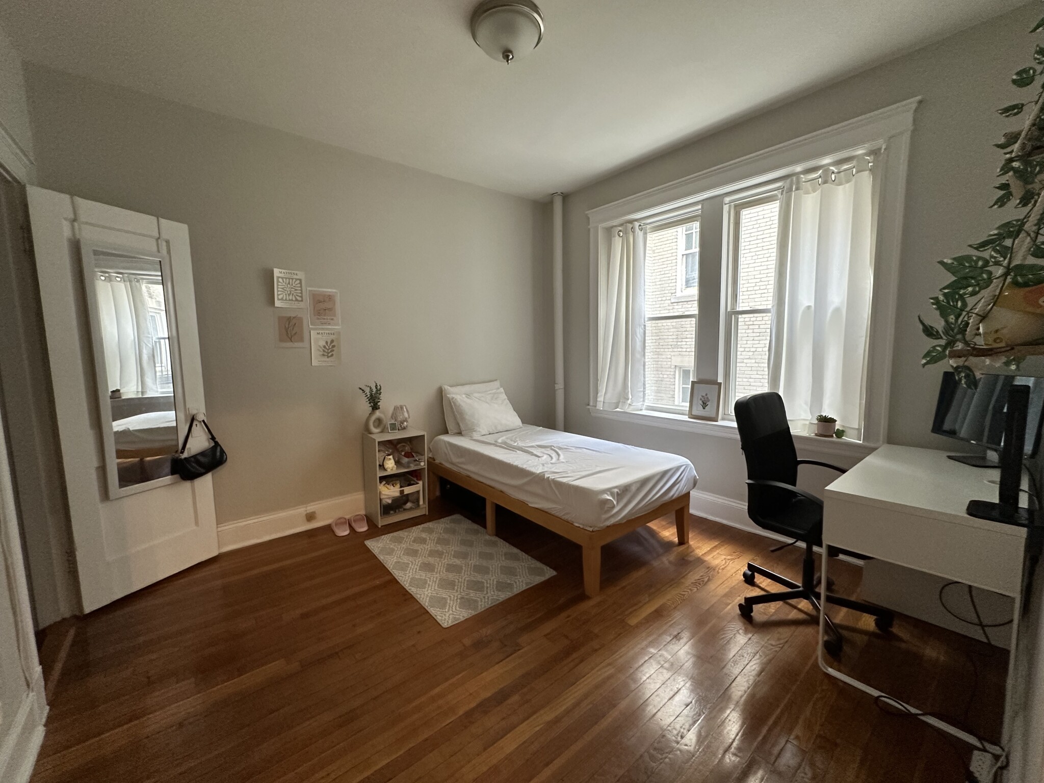 Photos of apartment on Commonwealth Ave.,Boston MA 02134