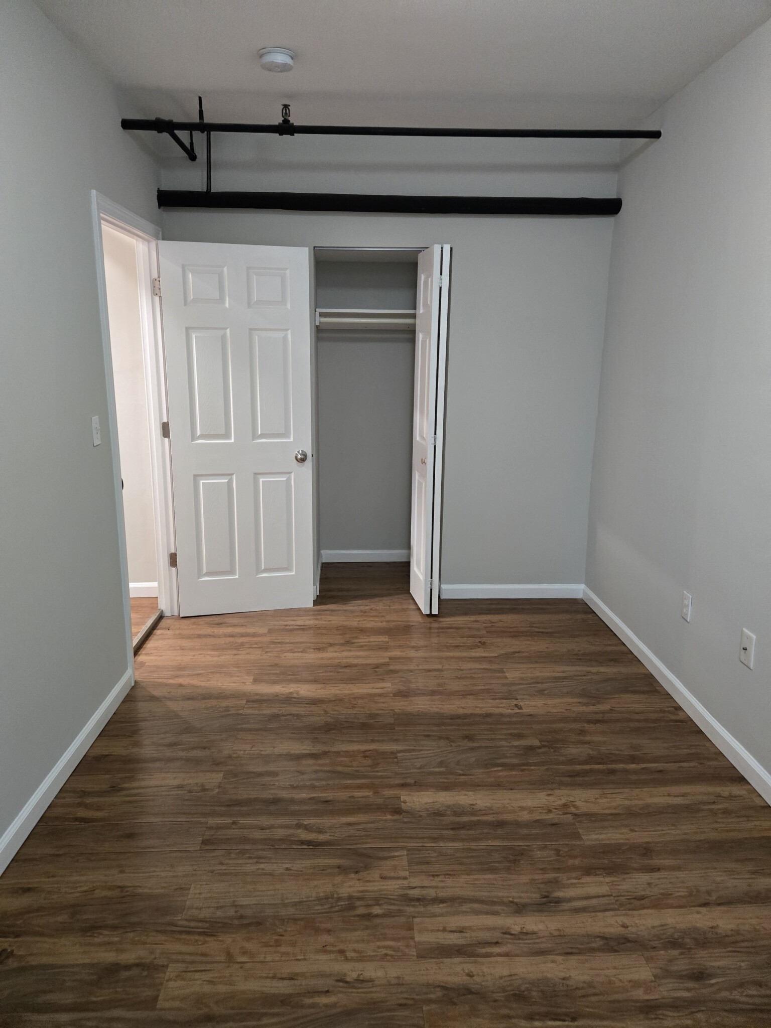Rental image