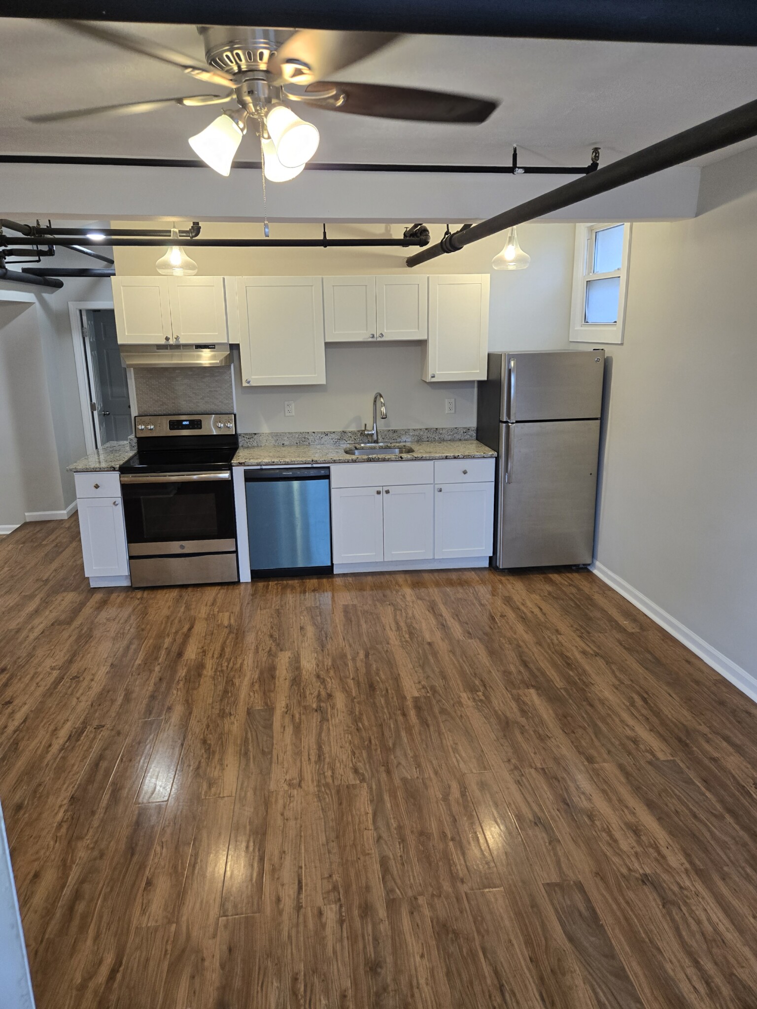 Rental image