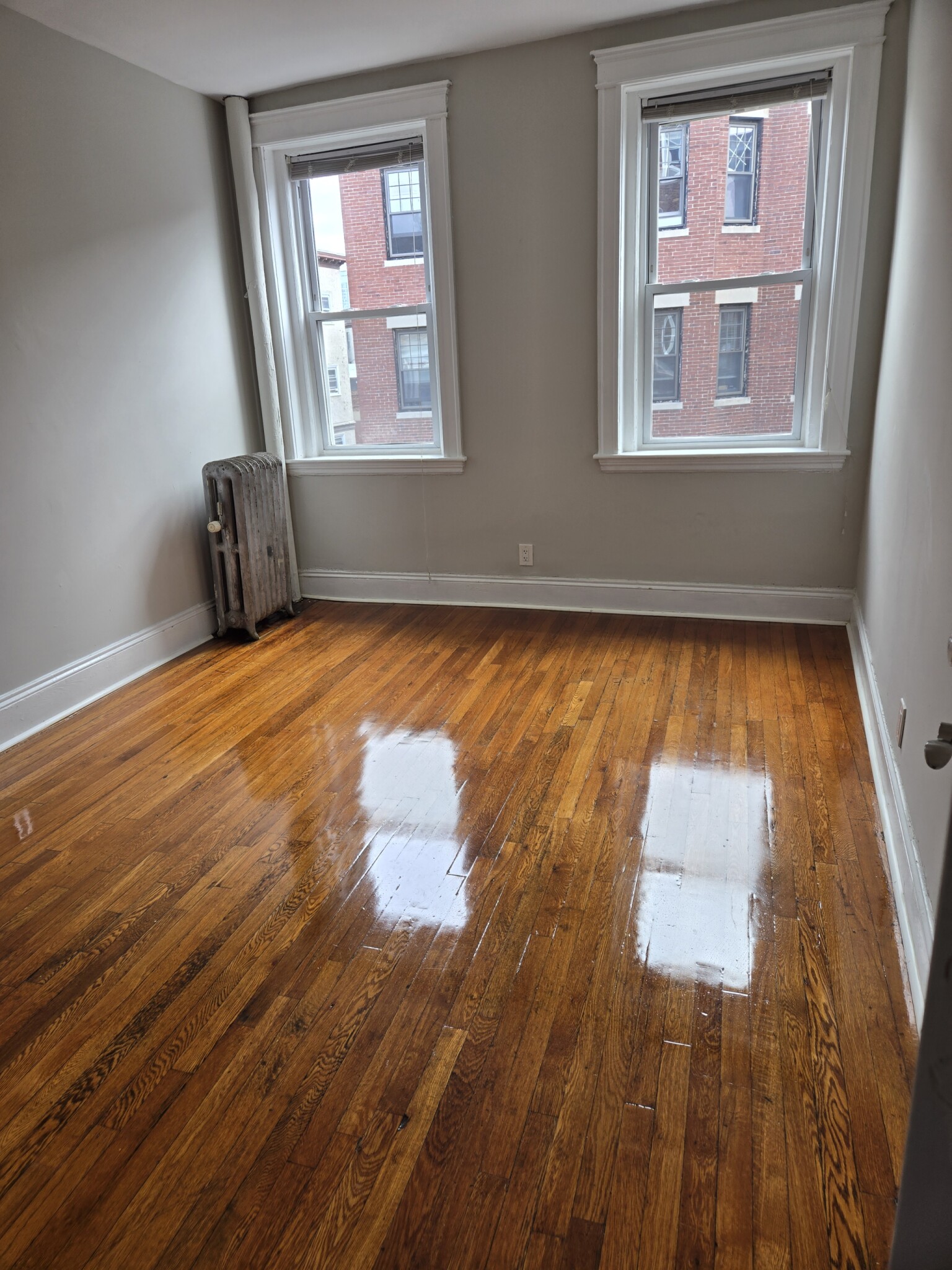 Photos of apartment on Commonwealth Ave.,Boston MA 02134