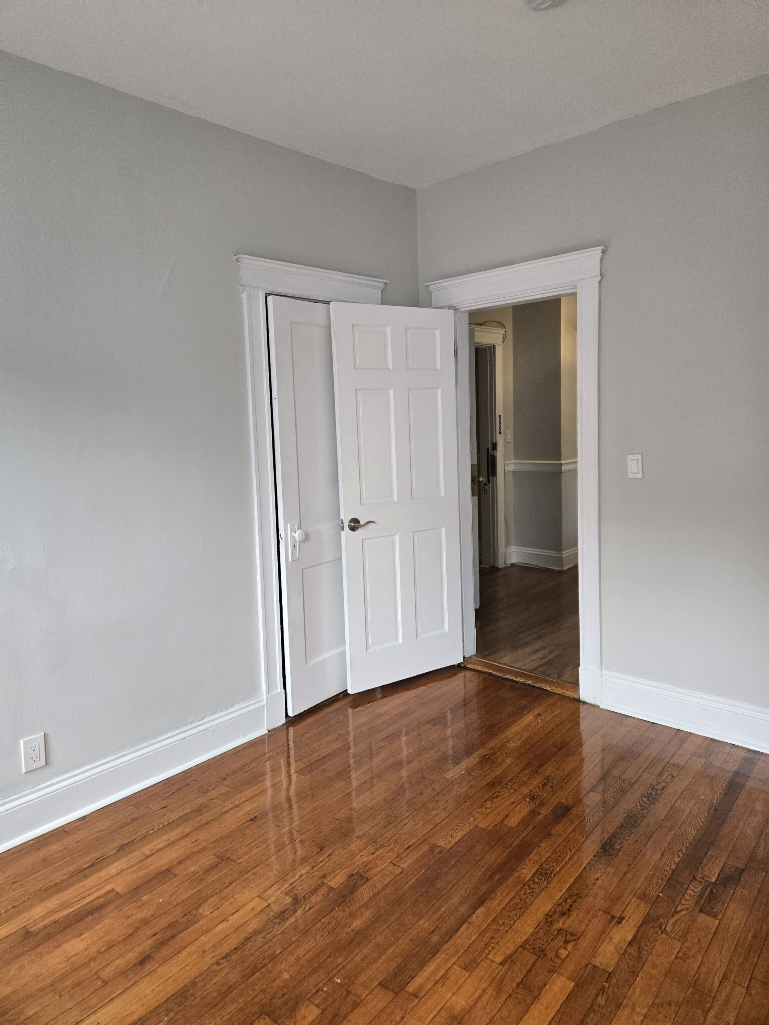Photos of apartment on Commonwealth Ave.,Boston MA 02134