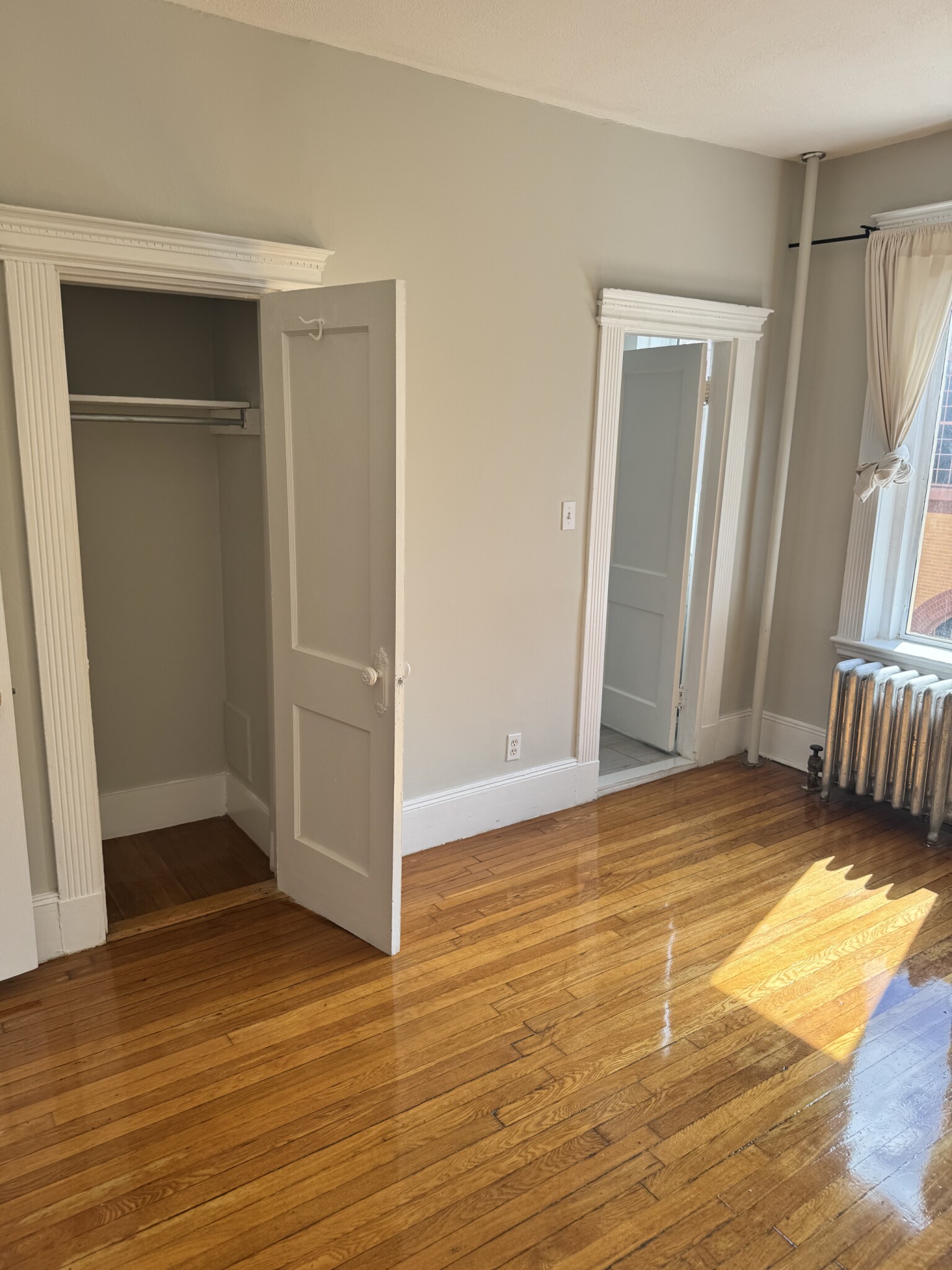 Rental image