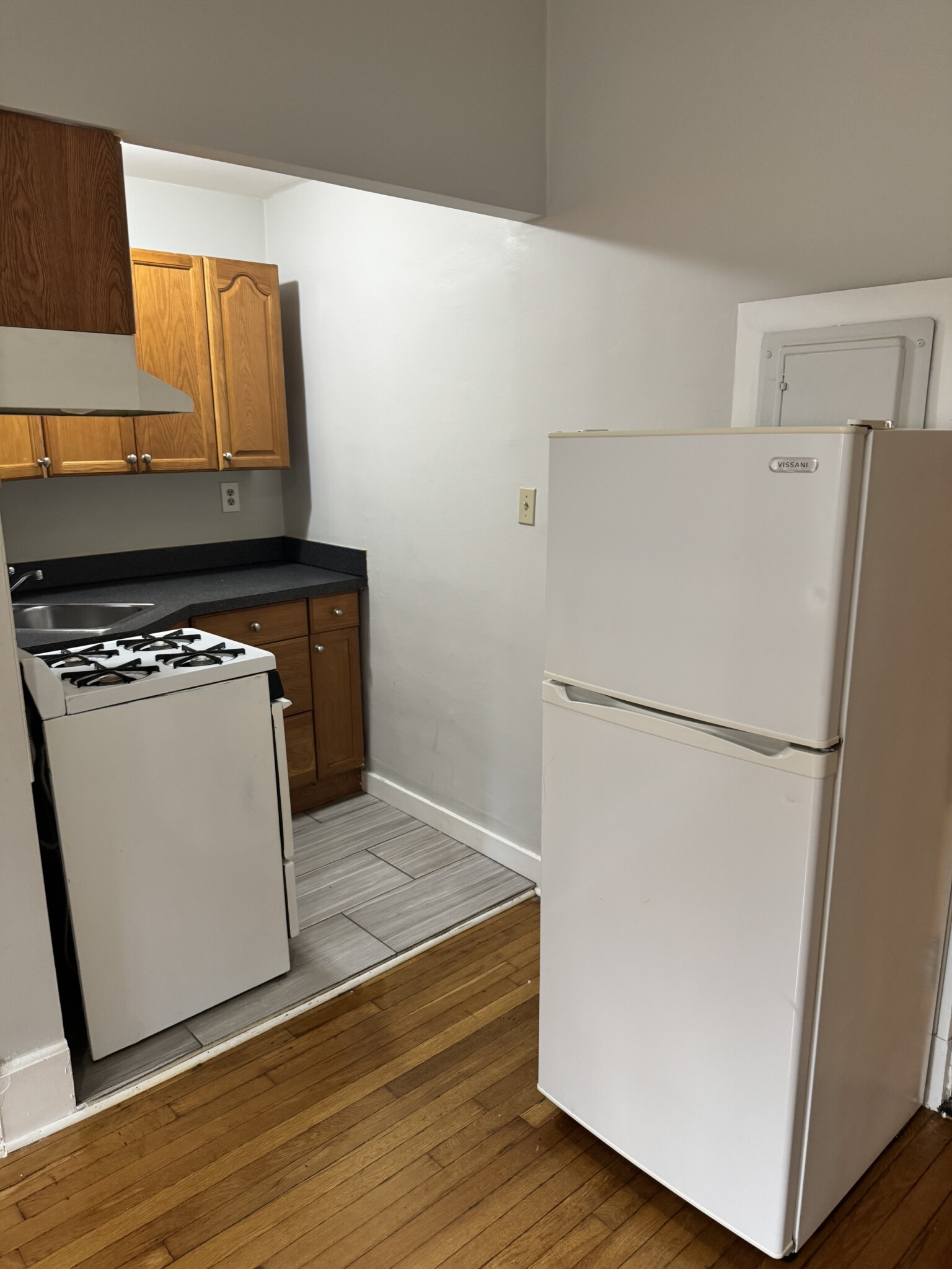 Rental image