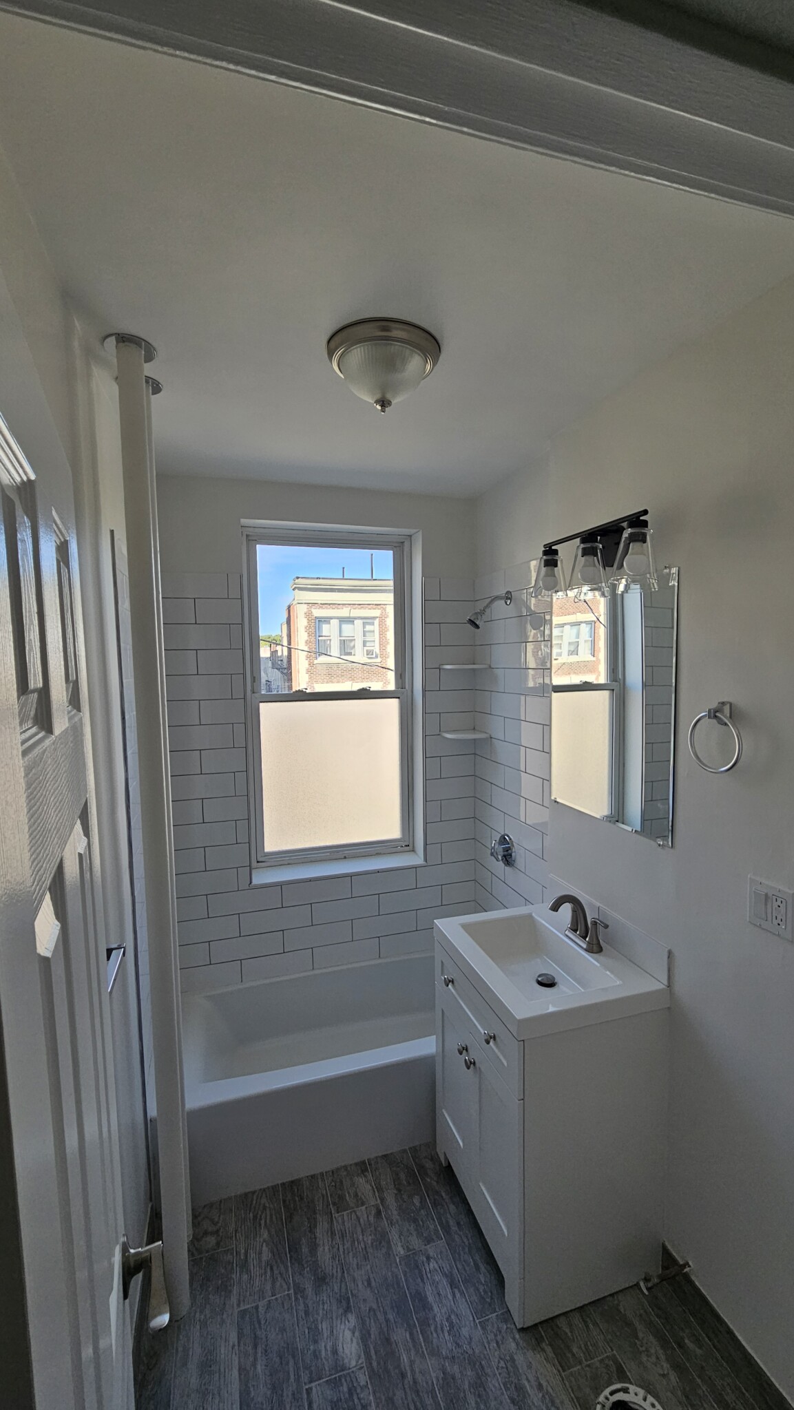 Rental image