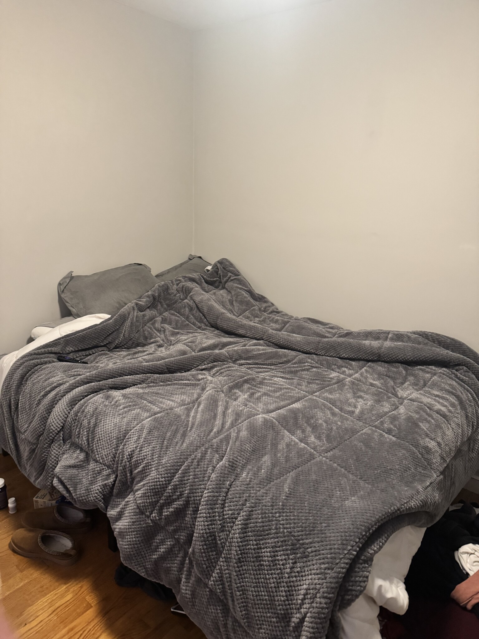 Photos of apartment on Fleet St.,Boston MA 02113