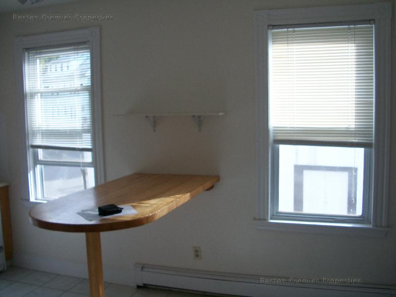 2 bed, 2 bath apartment for rent at 74 Independence Ave Unit 2, Quincy — photo 2 of 11