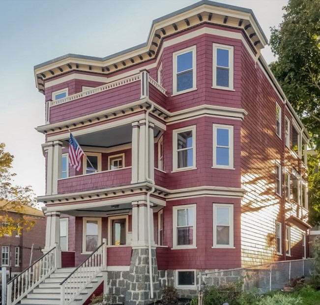 69 Pleasant St, Dorchester