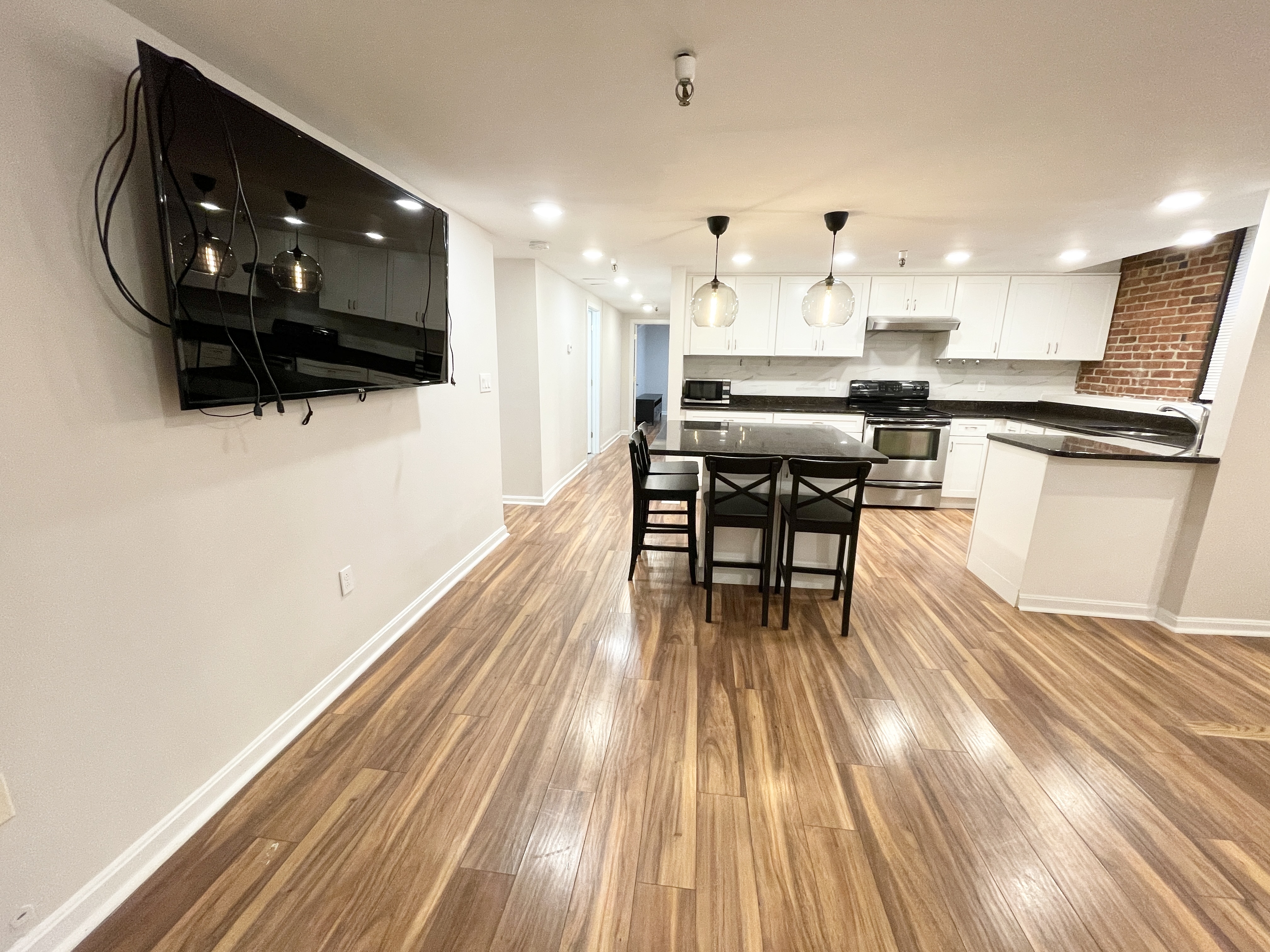 4 bed, 2 bath apartment for rent at 39 Hemenway St Unit 27, Fenway — photo 13 of 21