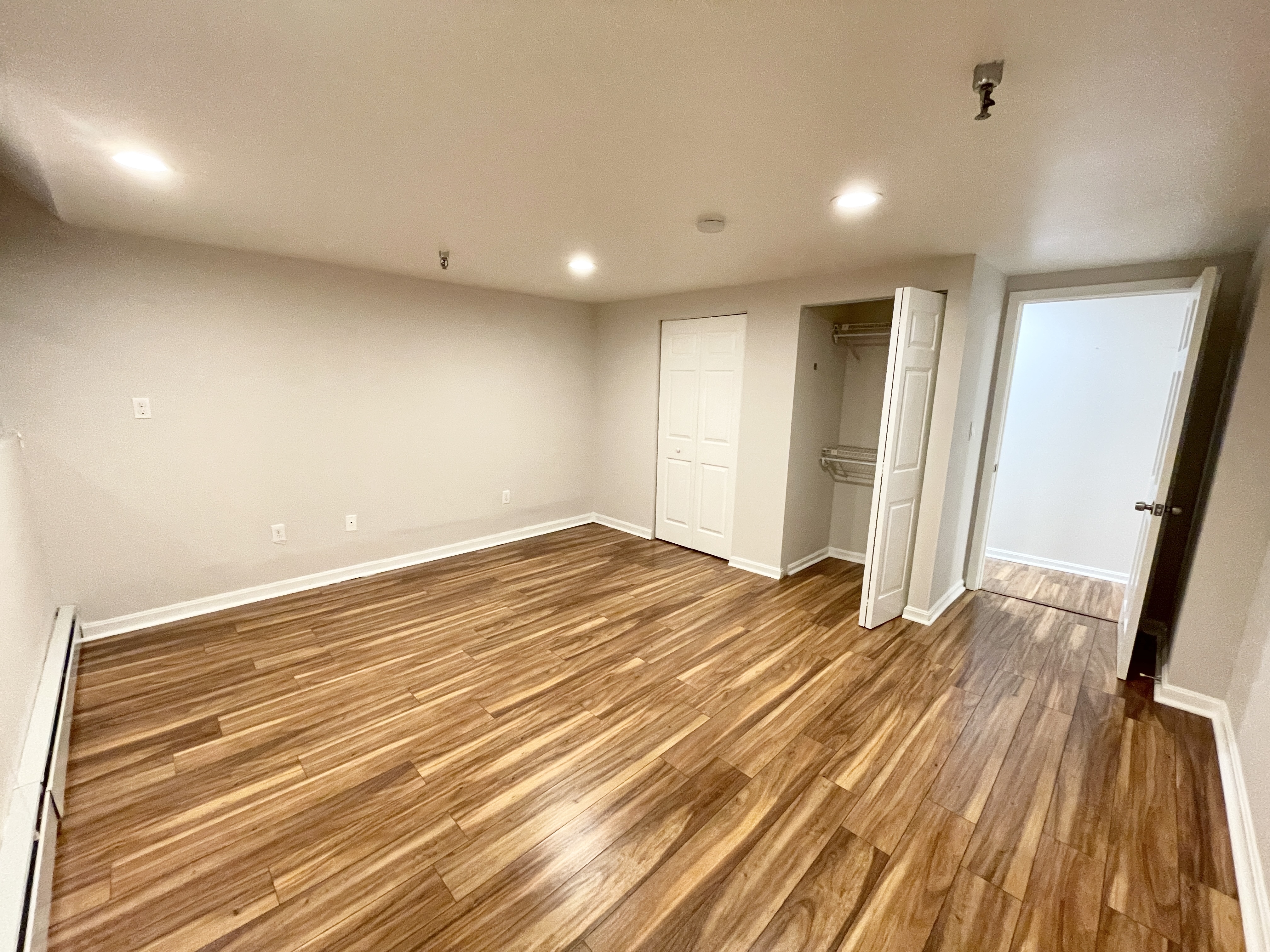 4 bed, 2 bath apartment for rent at 39 Hemenway St Unit 27, Fenway — photo 20 of 21