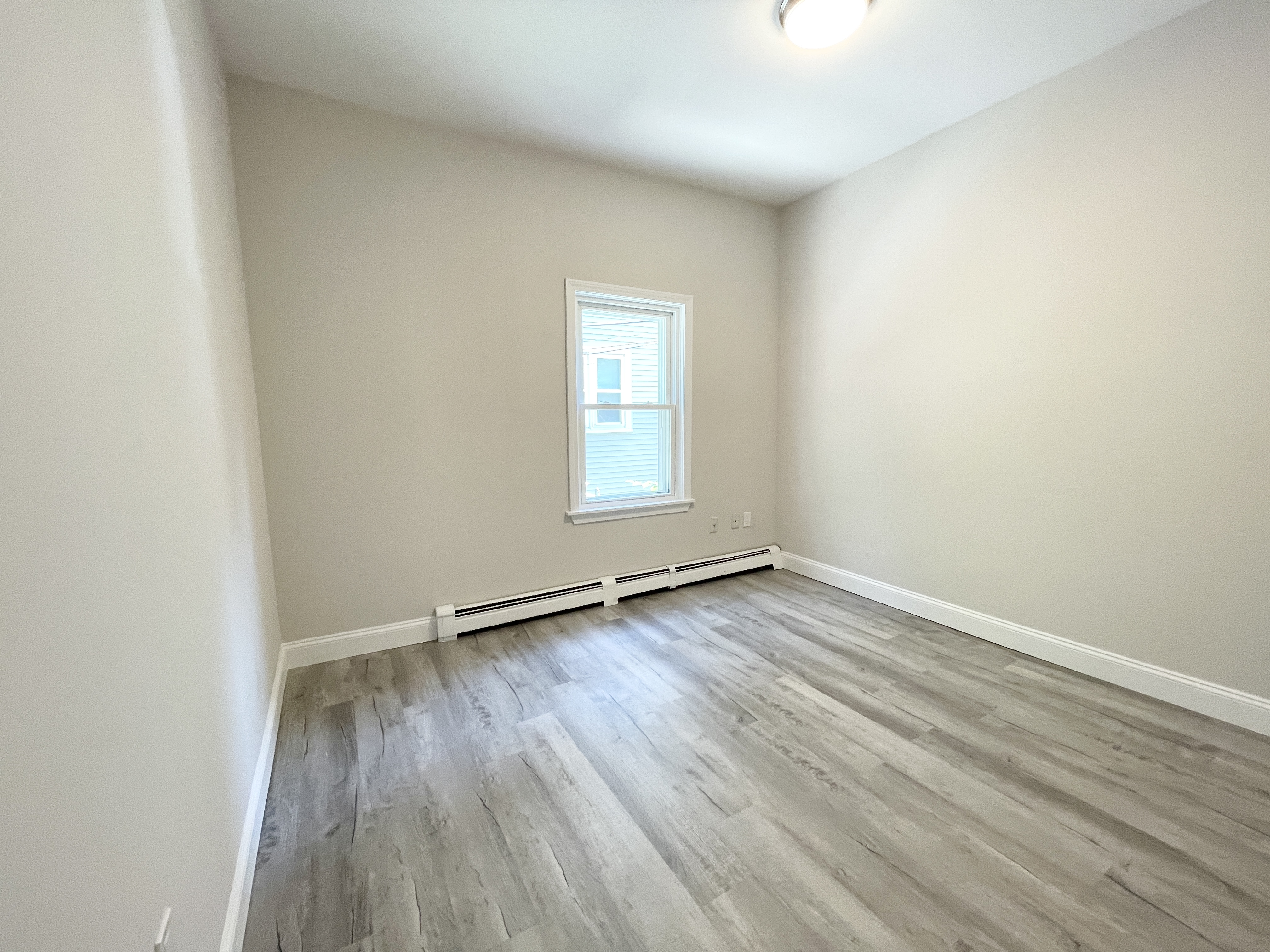 174 Bolton St, South Boston