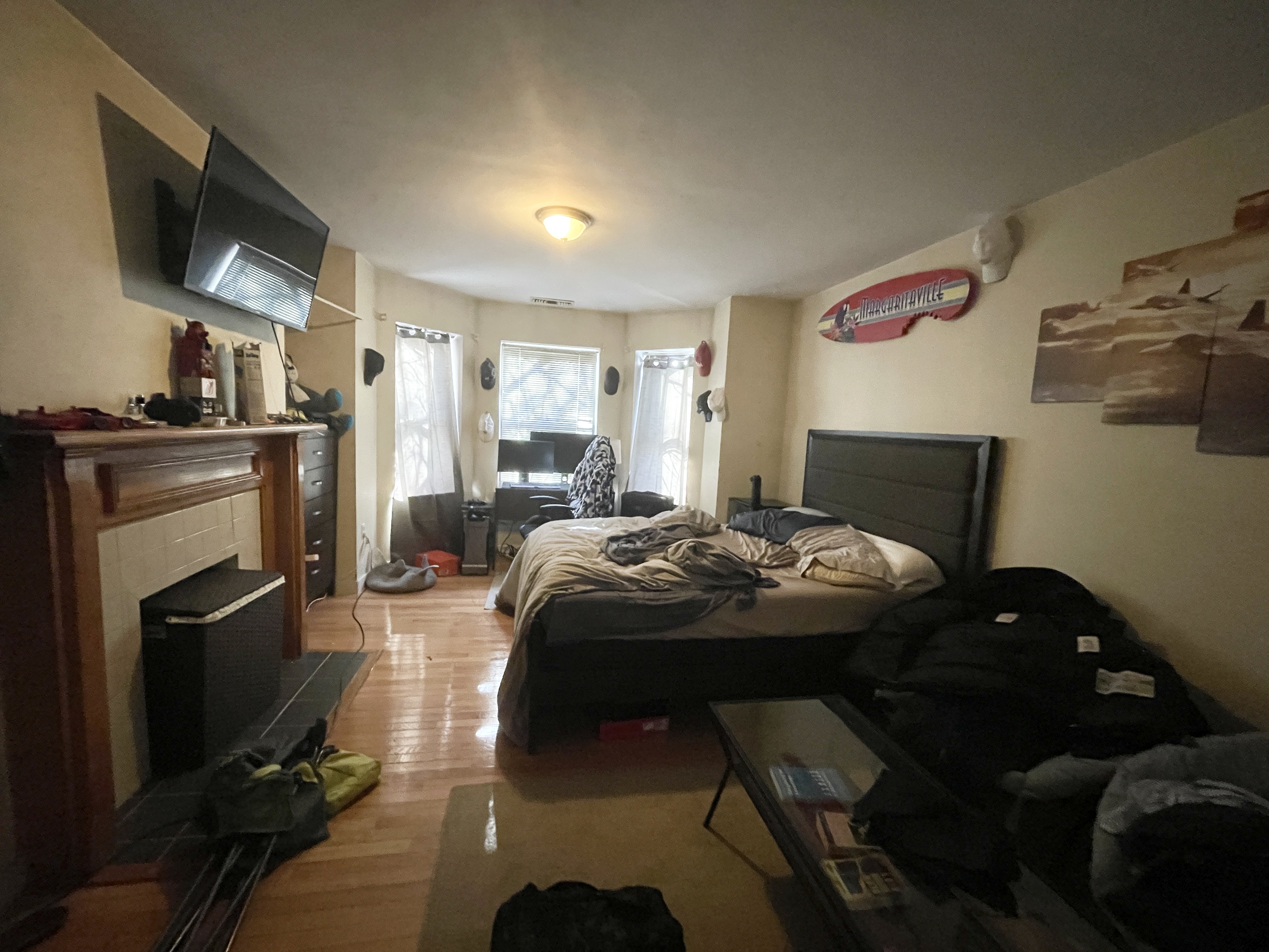 3 bed, 1 bath apartment for rent at 71 Gainsborough St Unit 100, Fenway — photo 8 of 18