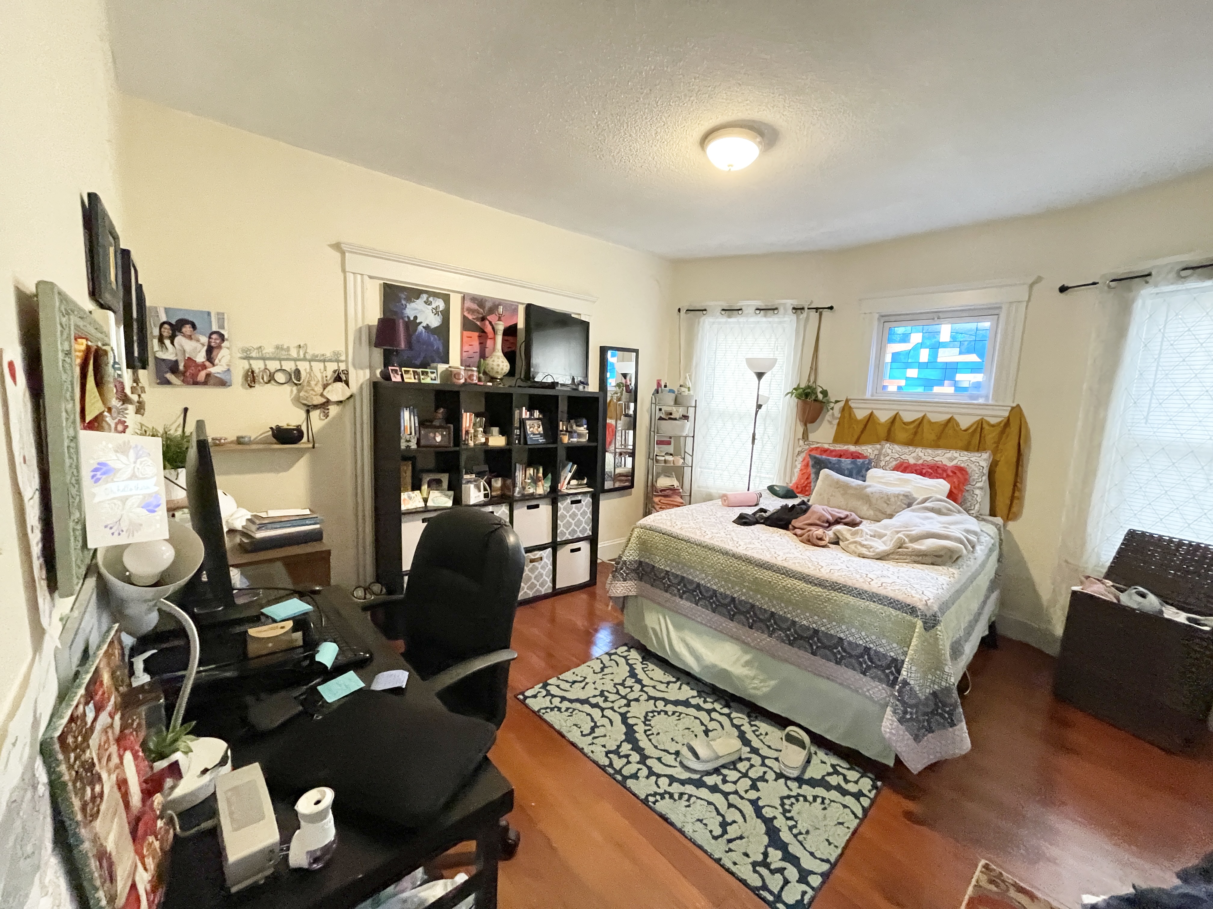 3 bed, 1 bath apartment for rent at 19 Eastman St Unit 1A, Dorchester — photo 8 of 14