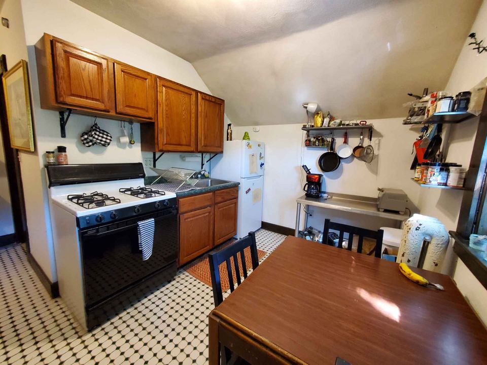 112 Allston St, Allston