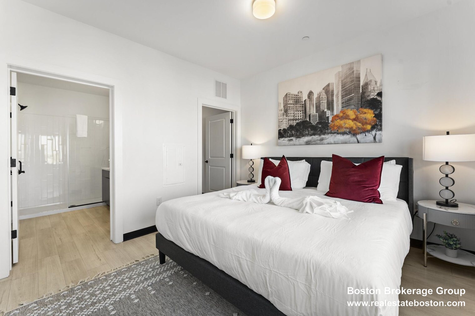 Photos of apartment on Broadway,Everett MA 02149