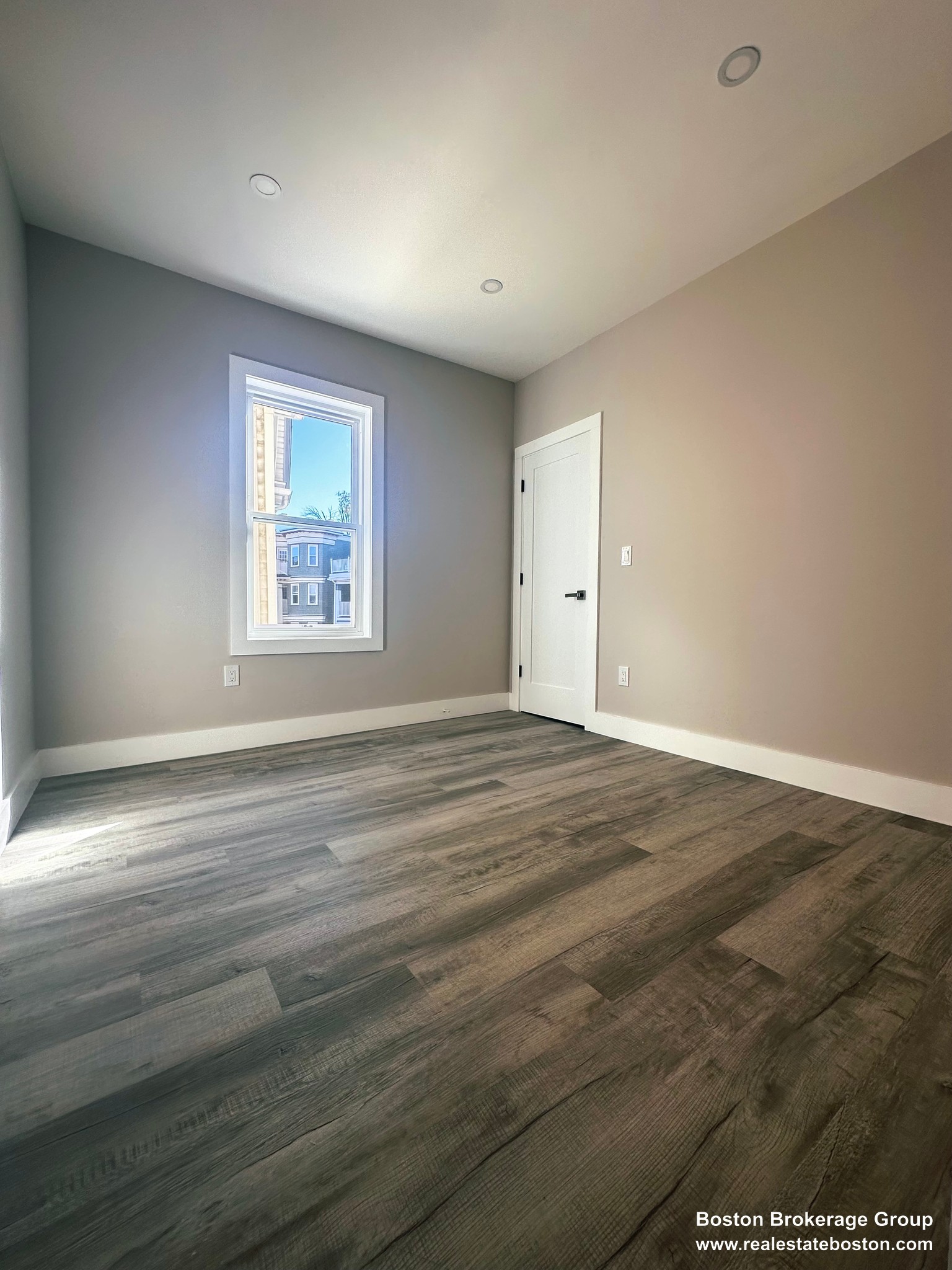 Photos of apartment on Pond St.,Boston MA 02125