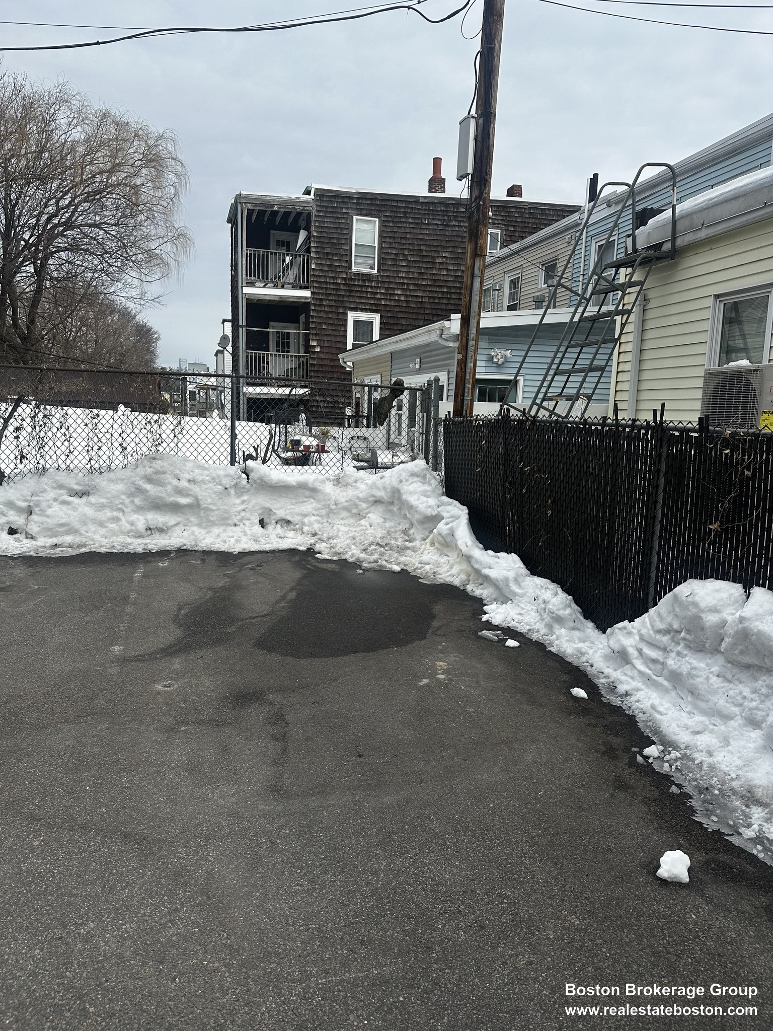 Photos of apartment on Mount Vernon,Boston MA 02125