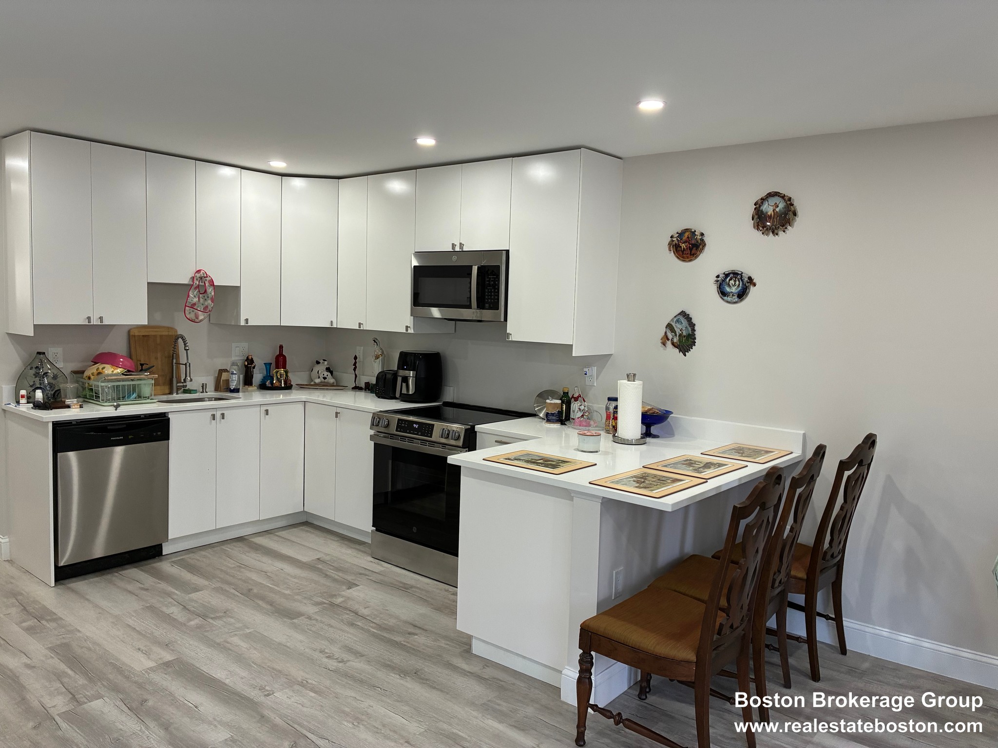 Photos of apartment on Linda Ln.,Boston MA 02125