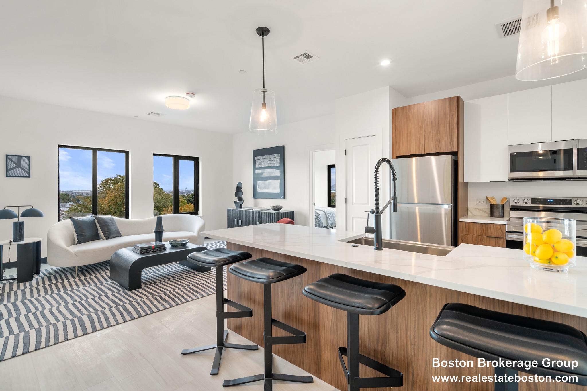 Photos of apartment on Kk Ter.,Everett MA 02149