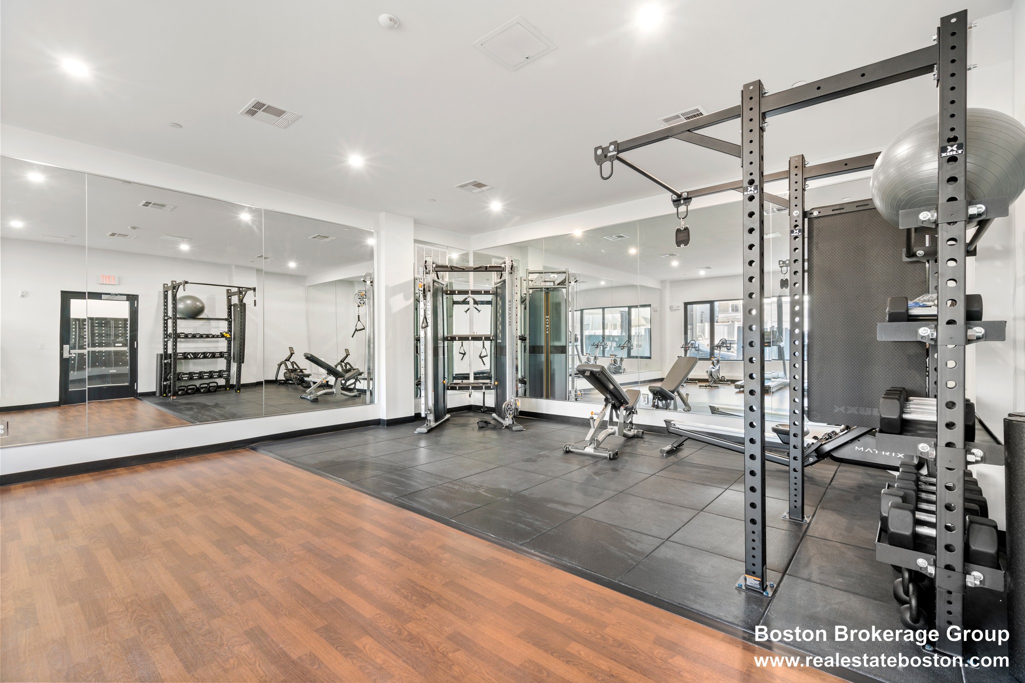 Photos of apartment on Broadway,Everett MA 