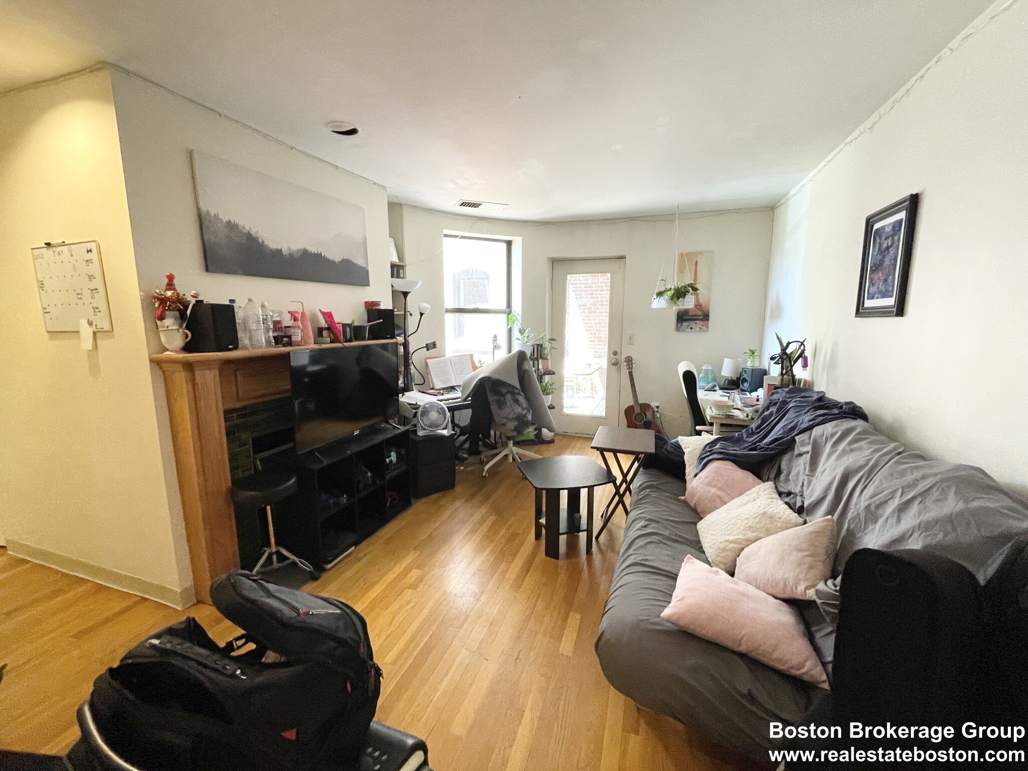 102 Gainsborough St, Fenway