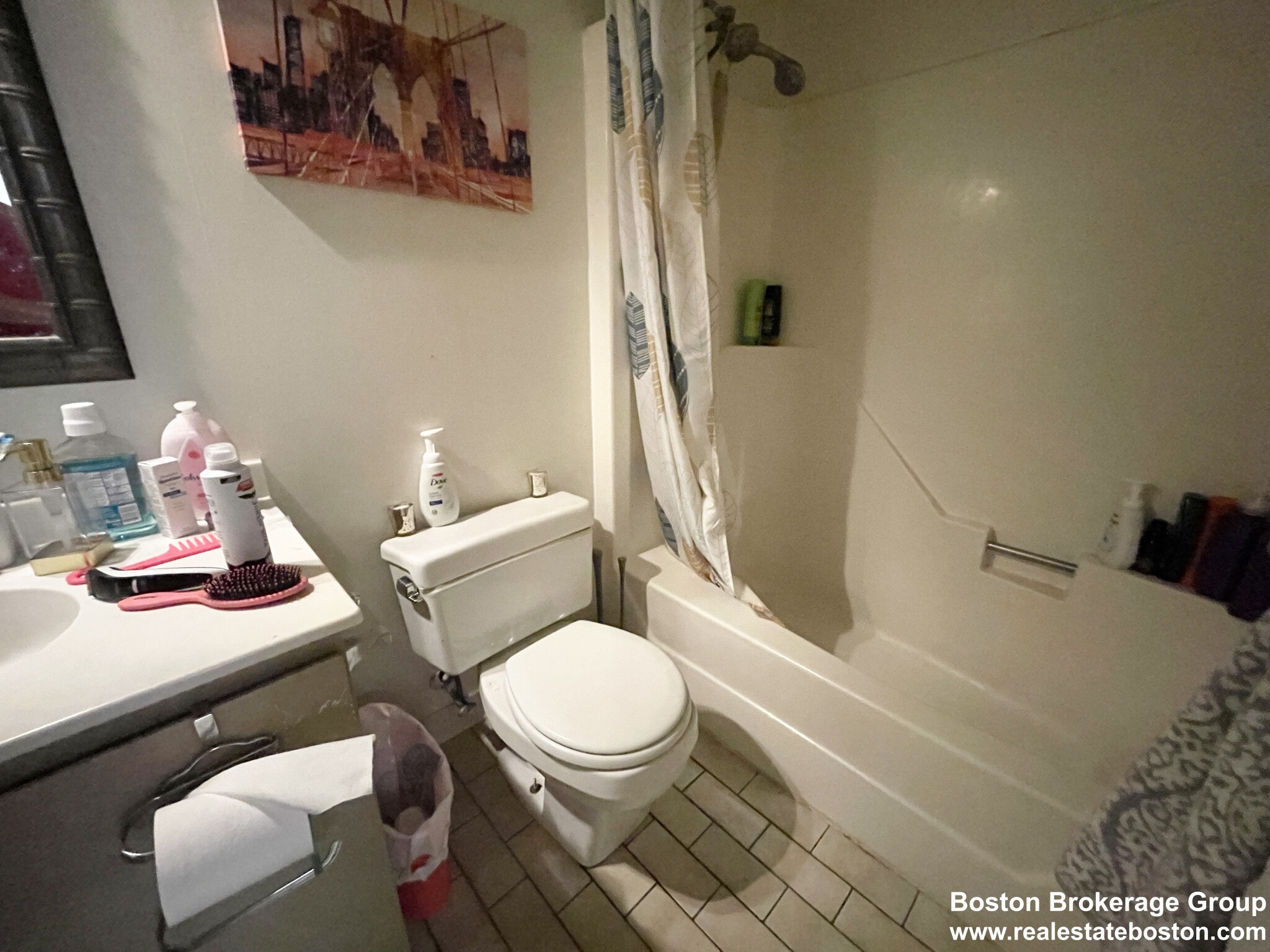 102 Gainsborough St, Fenway