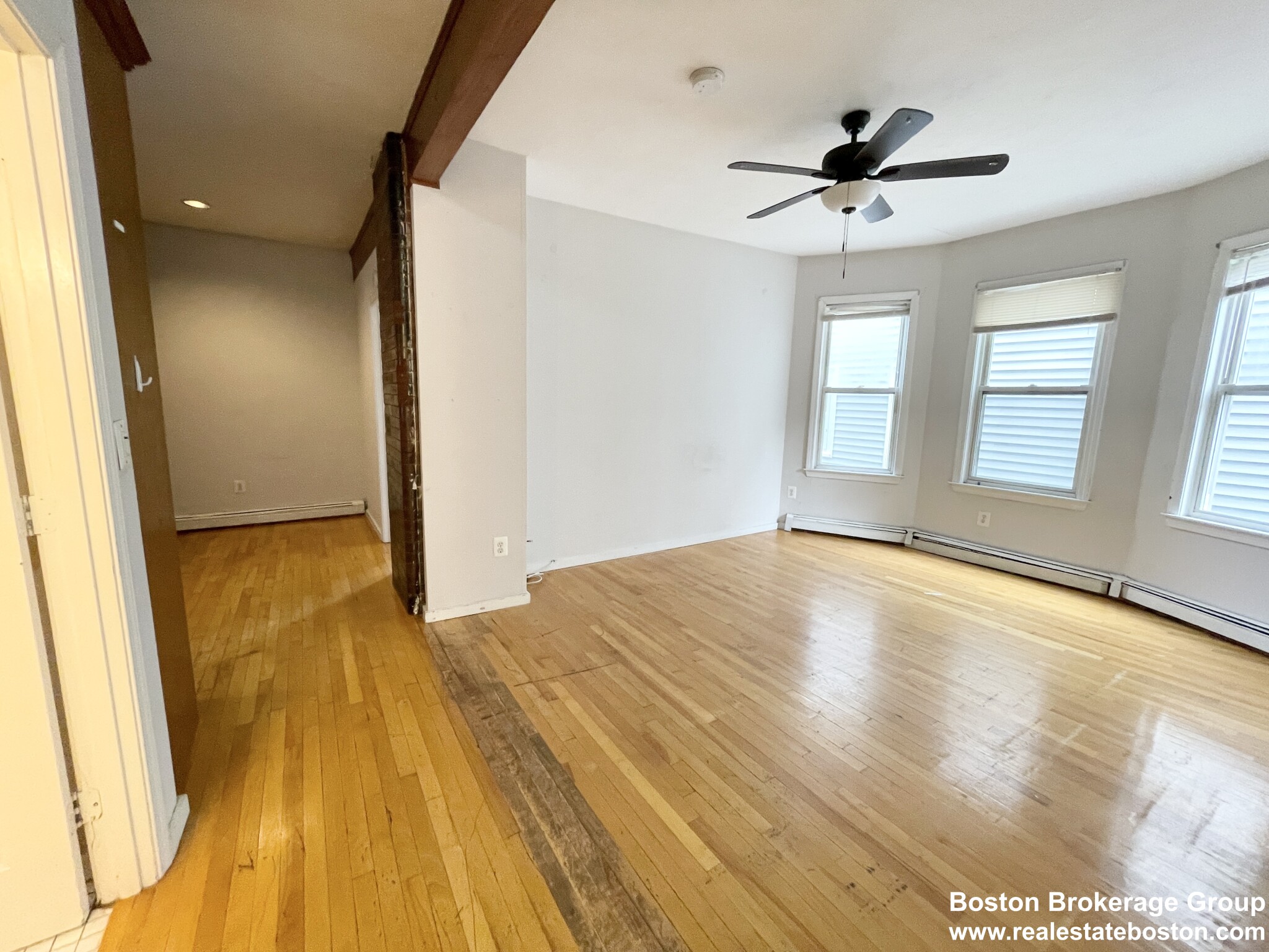 7 Iroquois St, Mission Hill