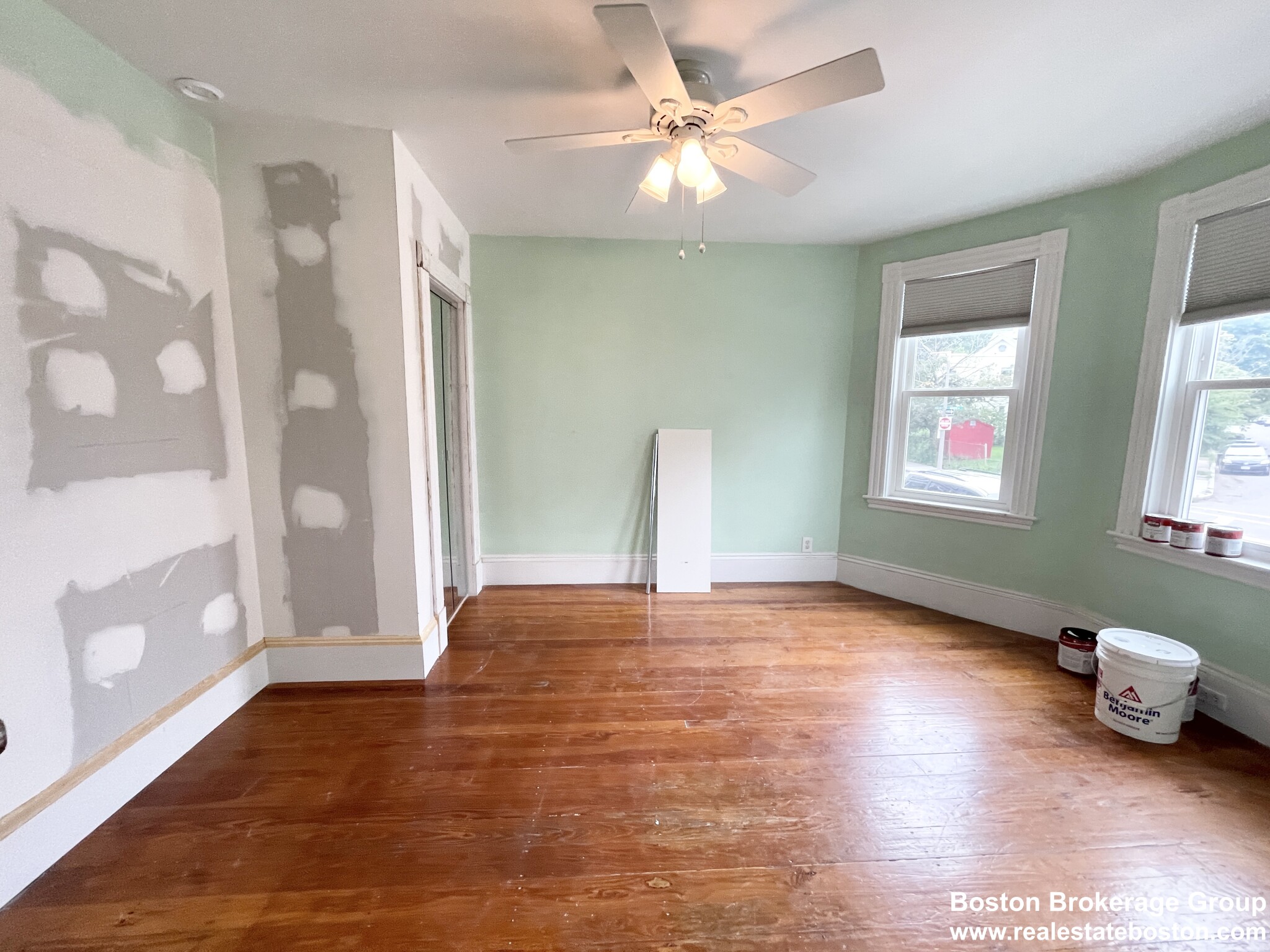 65 Roseclair St, Dorchester