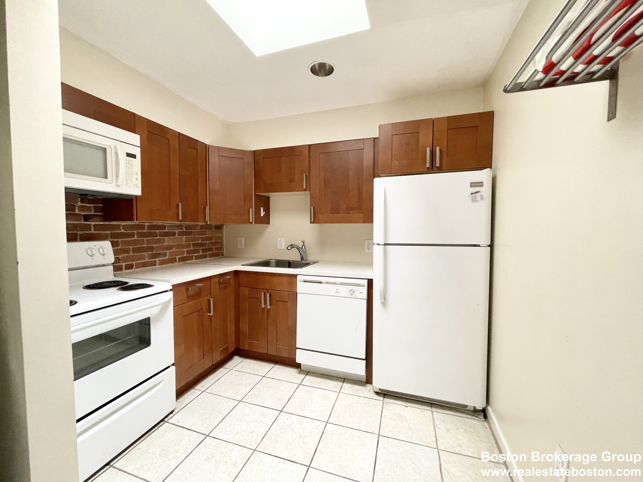 73 Gainsborough St, Fenway