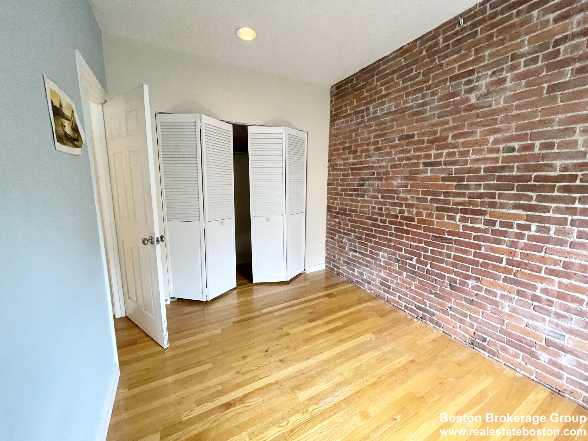 73 Gainsborough St, Fenway