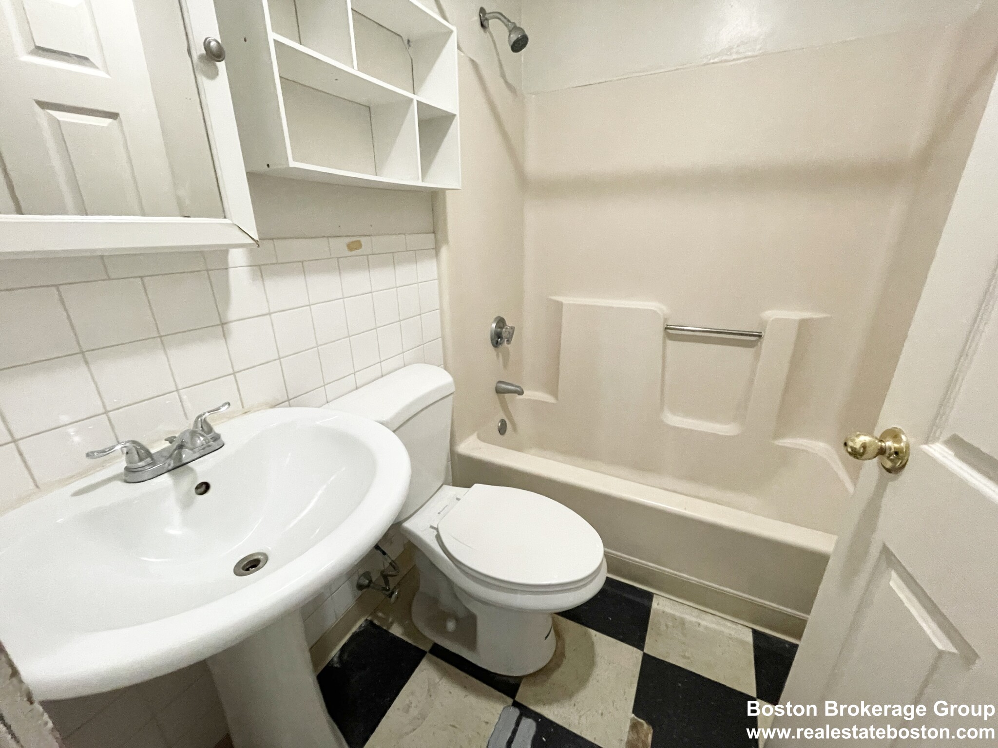 90 Hammond St, South End