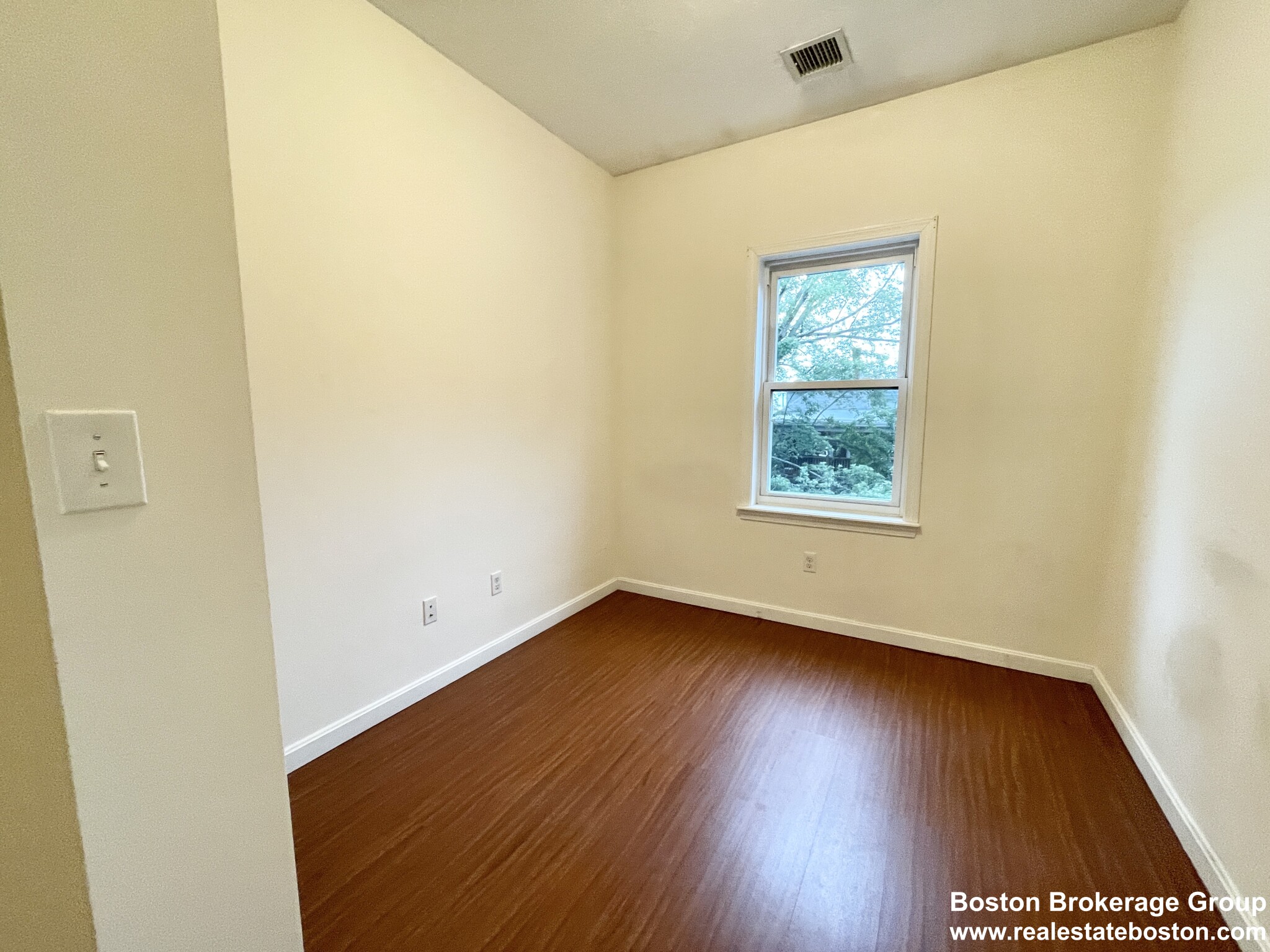 93A Hillside St, Mission Hill