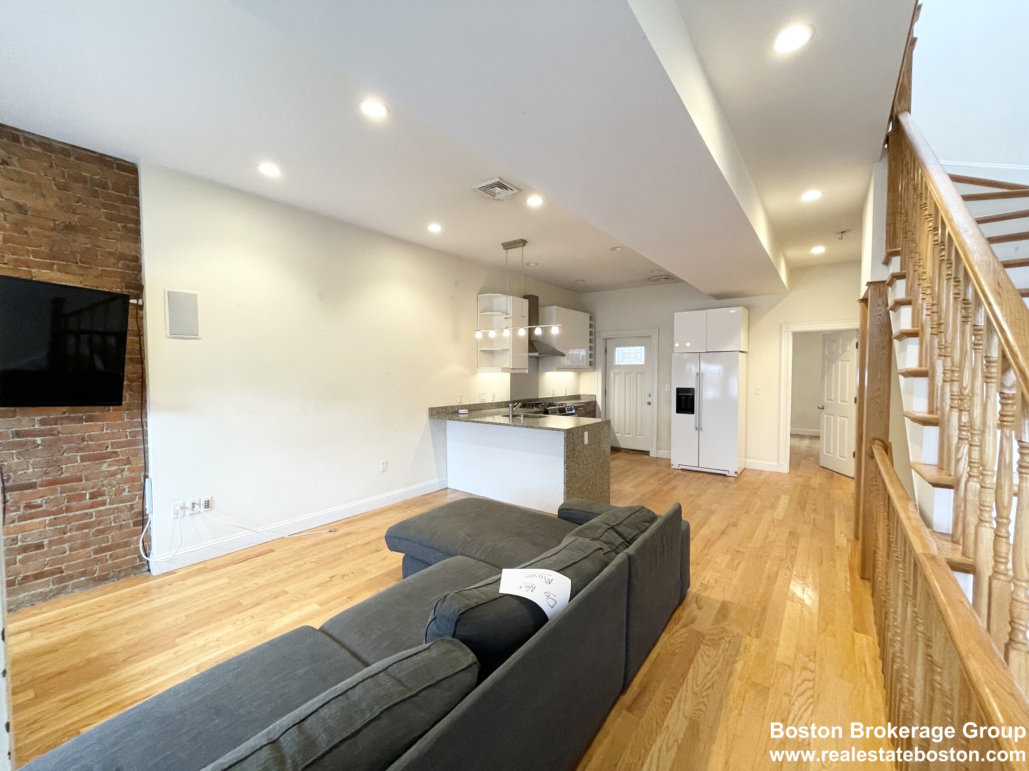 98 L St, South Boston